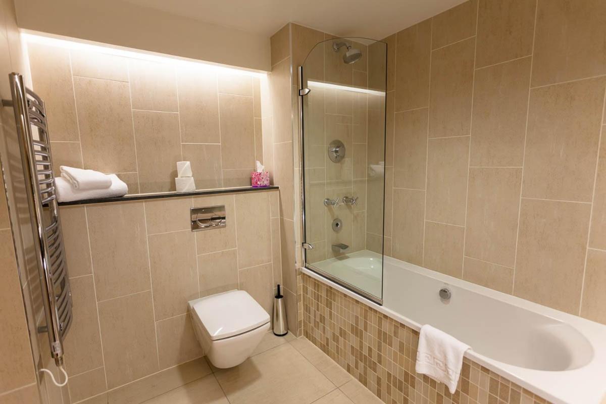 Double Room - Photo 7