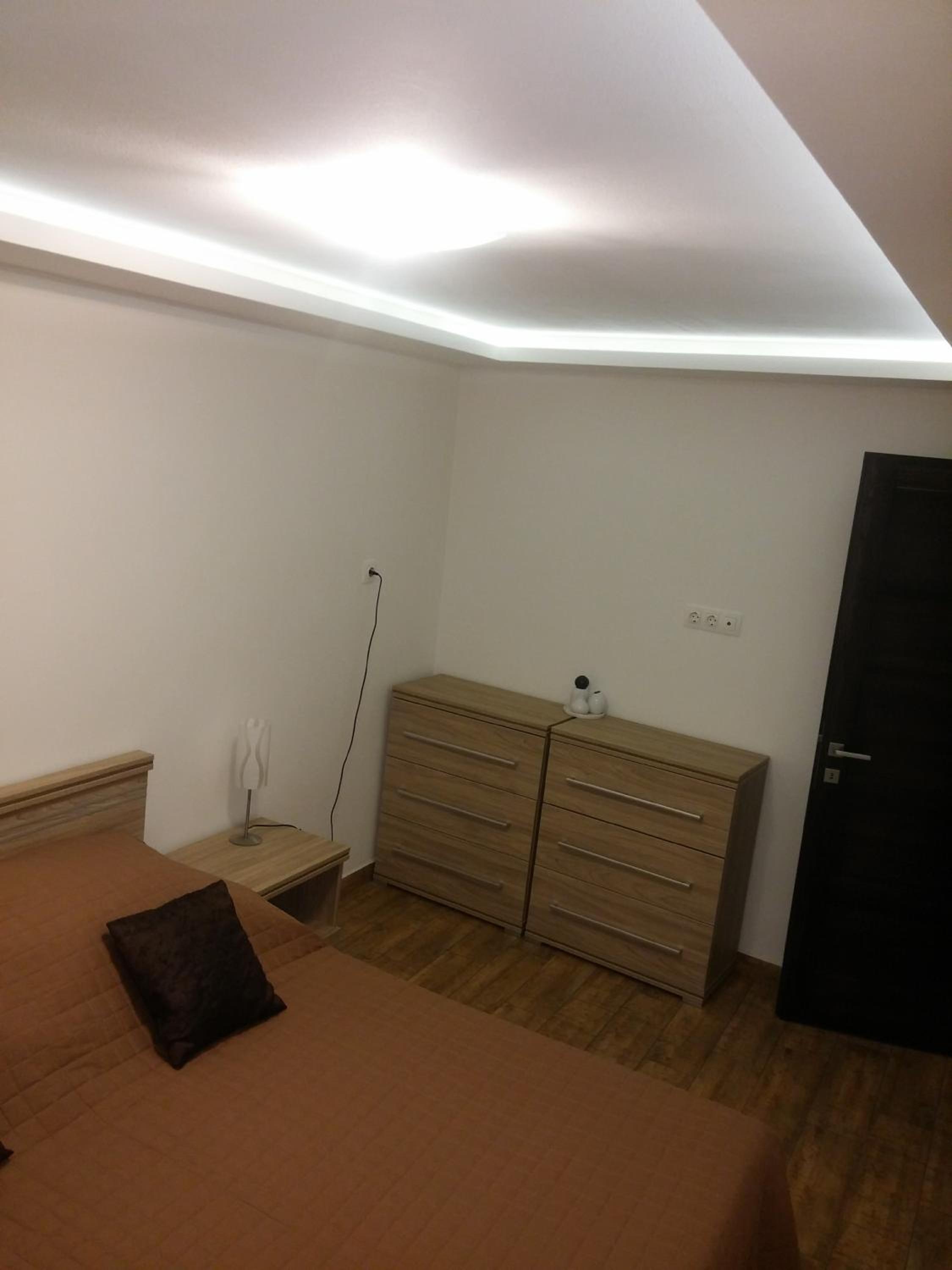 Two-Bedroom Apartment with Terrace (6 Adults) - Photo 7