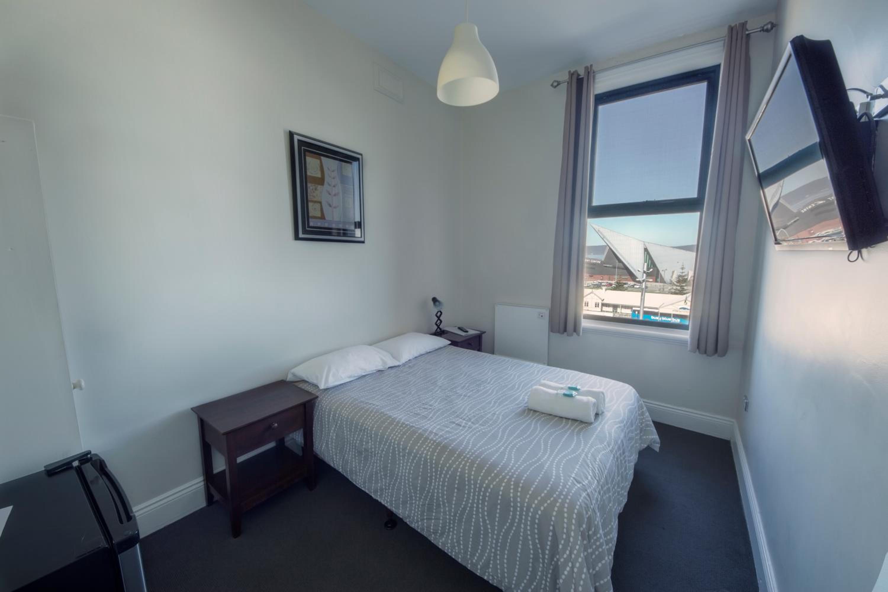 Double Room with Harbor View and Shared Bathroom photo 1