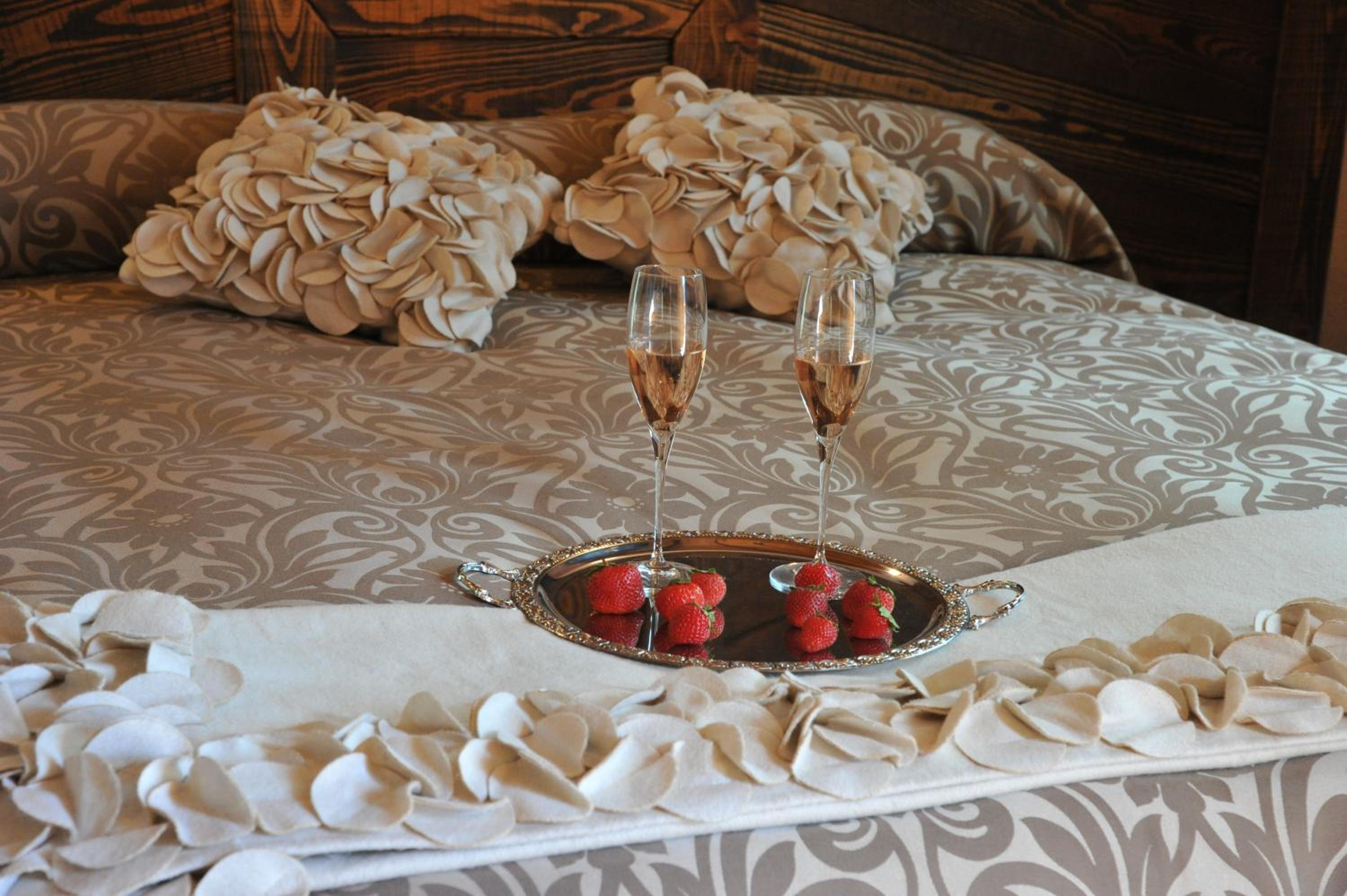 Double or Twin Room with Kitchenette - Photo 1