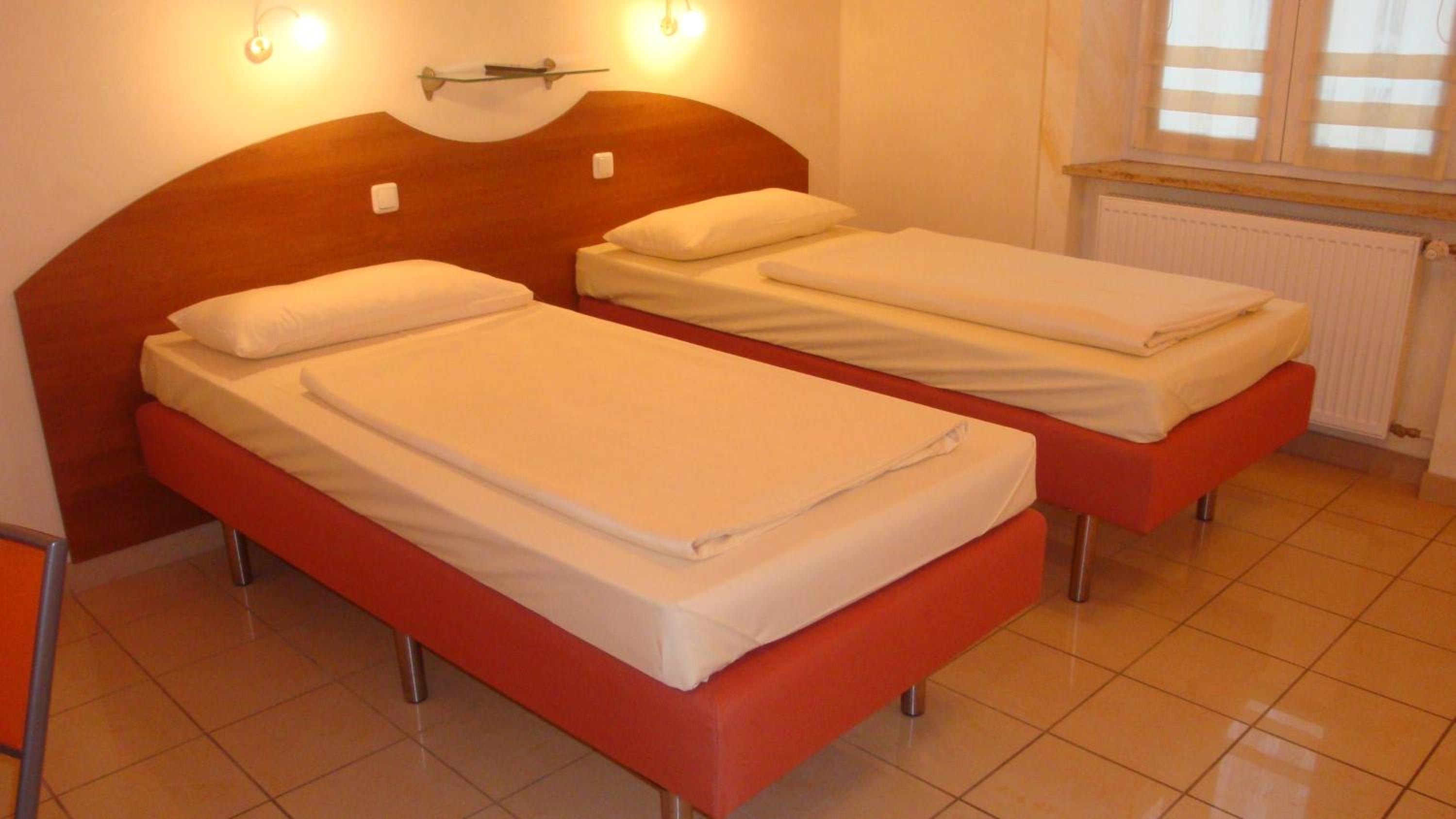 Quadruple Room - Photo 3