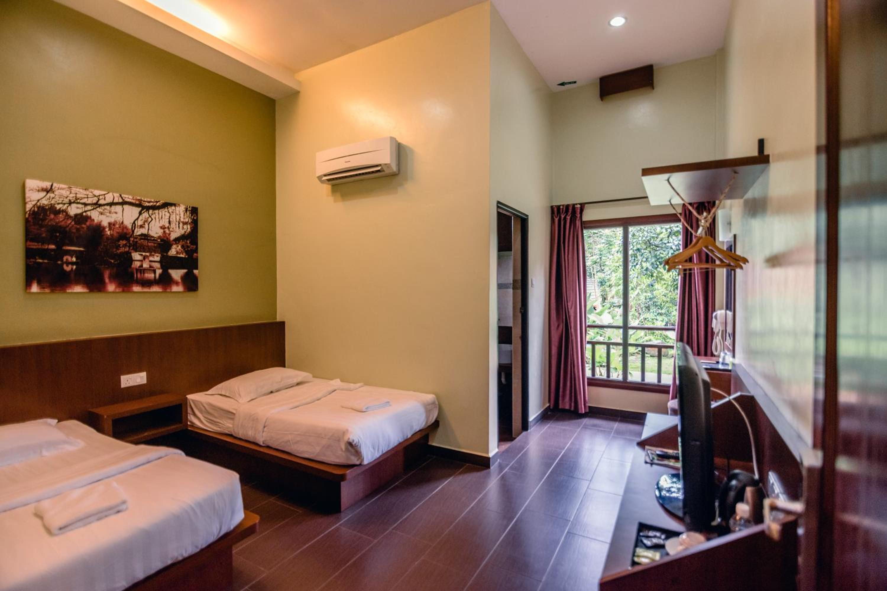 Superior Twin Room - Photo 1