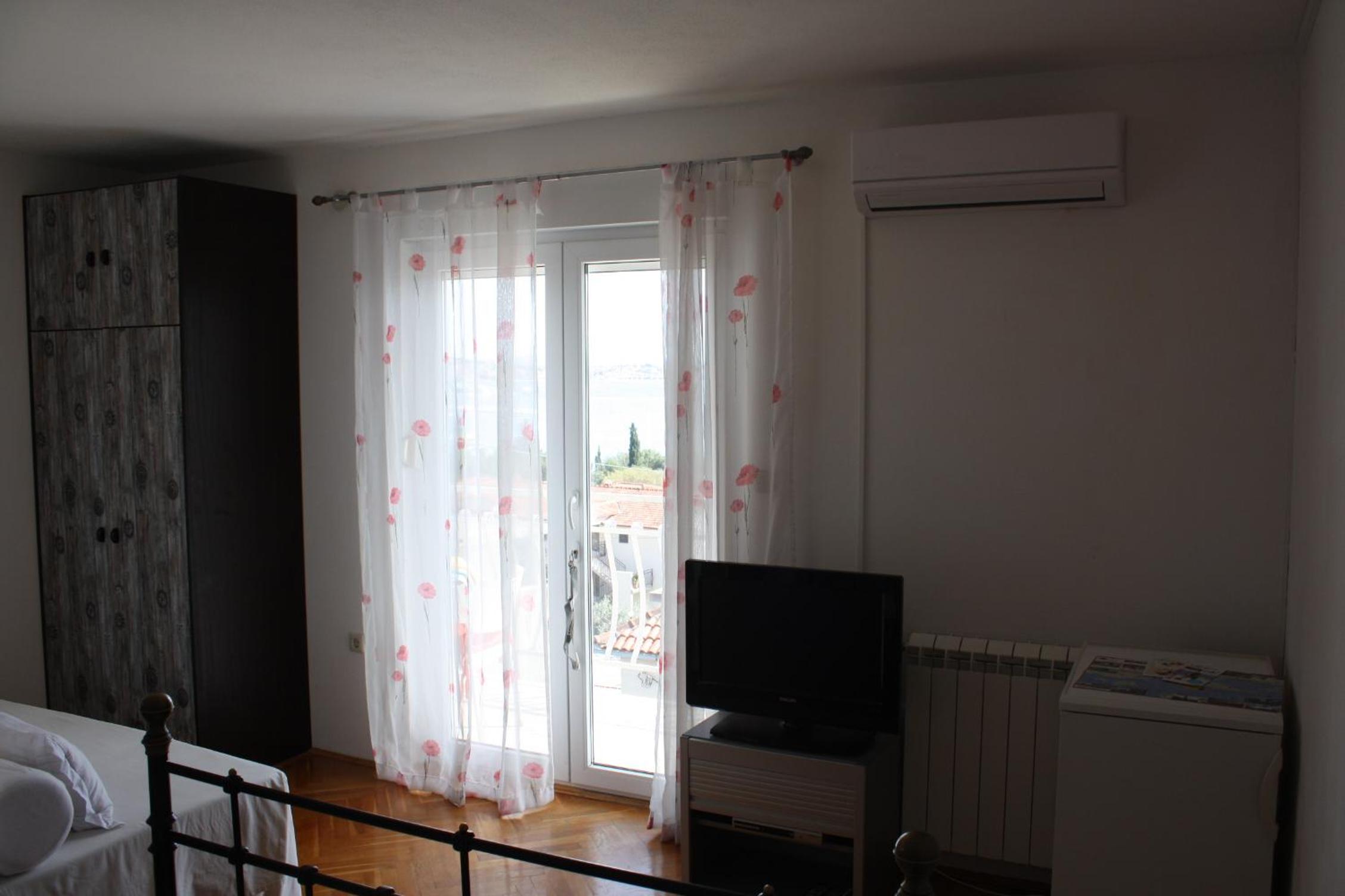Triple Room with Sea View - Photo 2