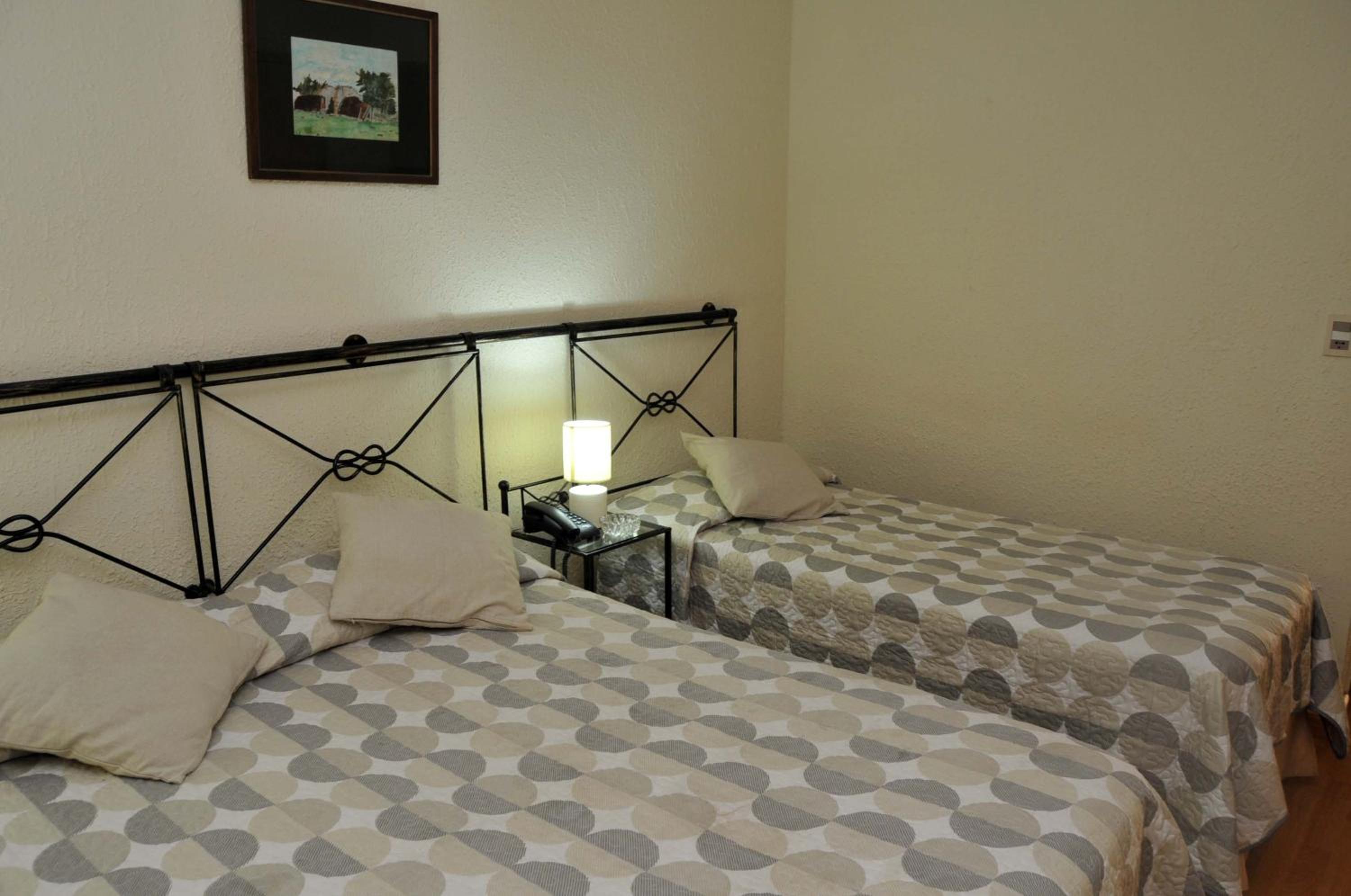 Standard Triple Room photo 3