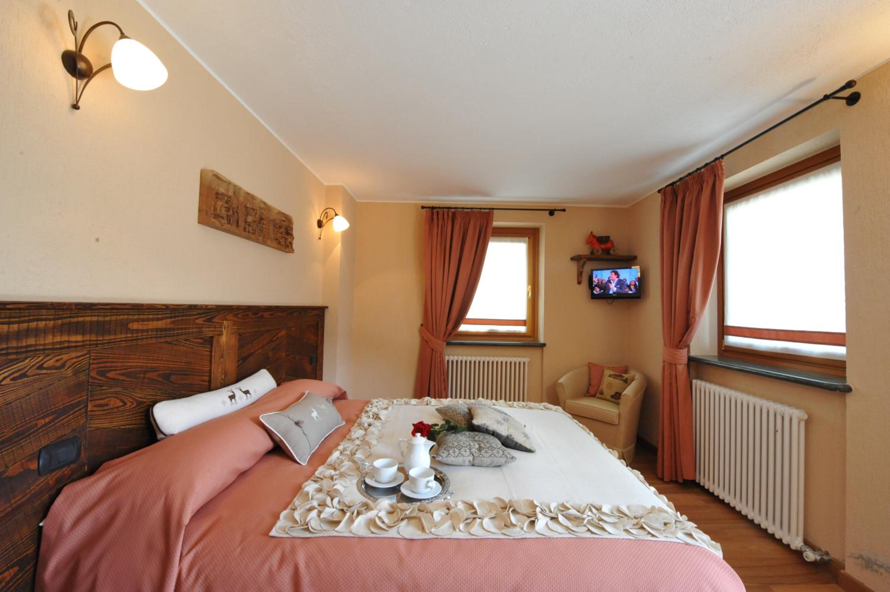Double or Twin Room with Kitchenette - Photo 4