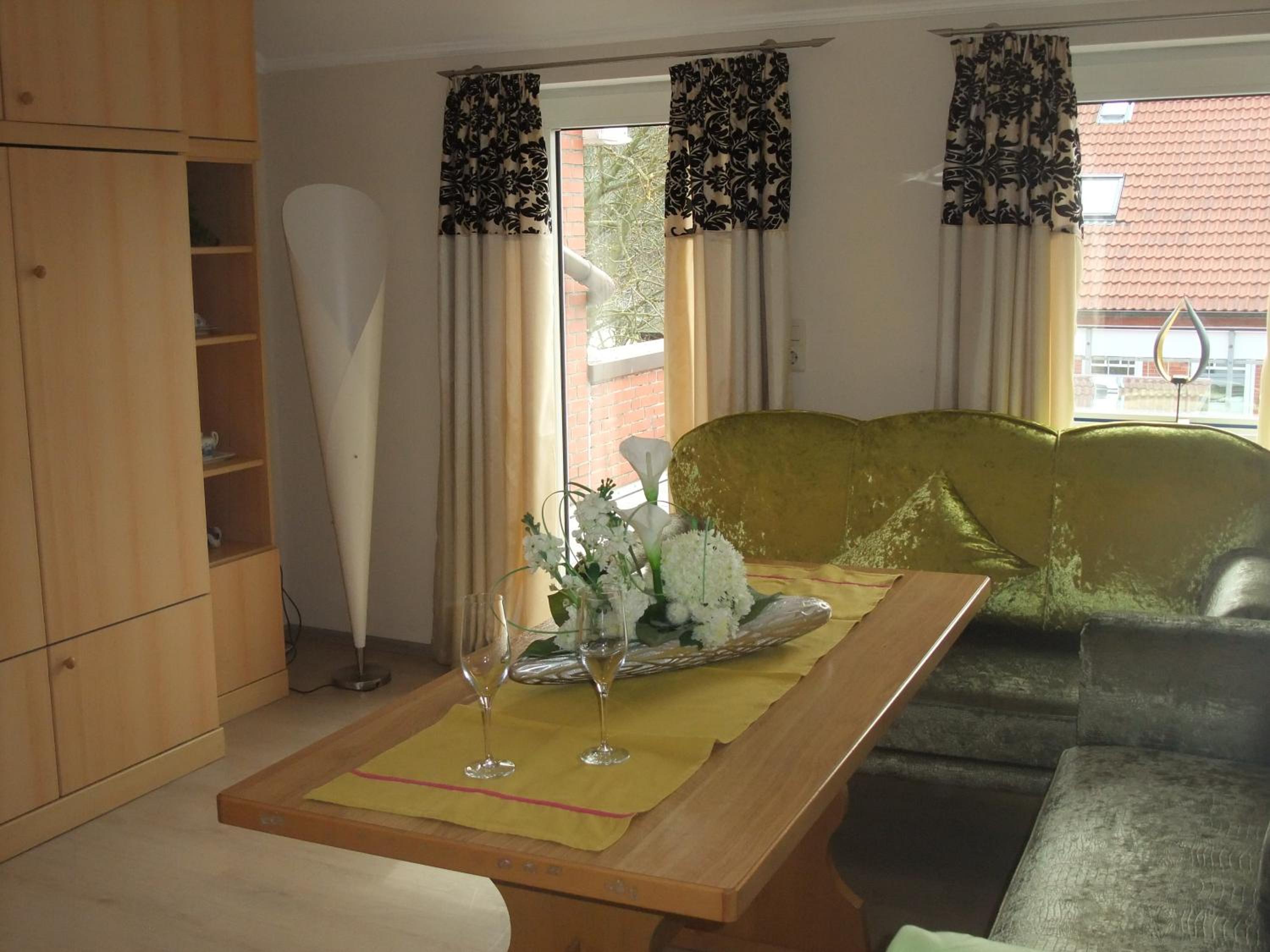 Apartment with Balcony photo 1