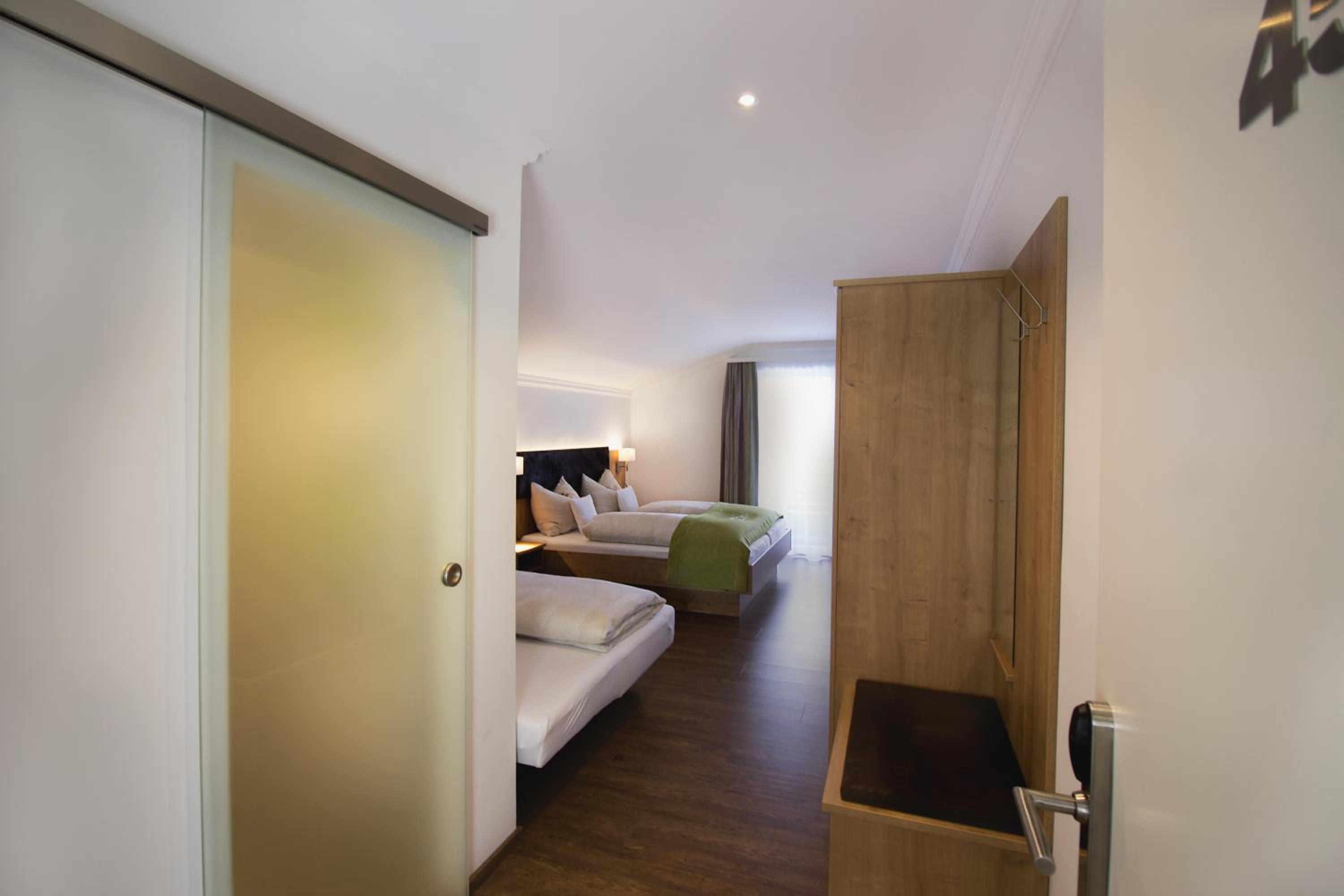 Superior Double Room - Photo 12