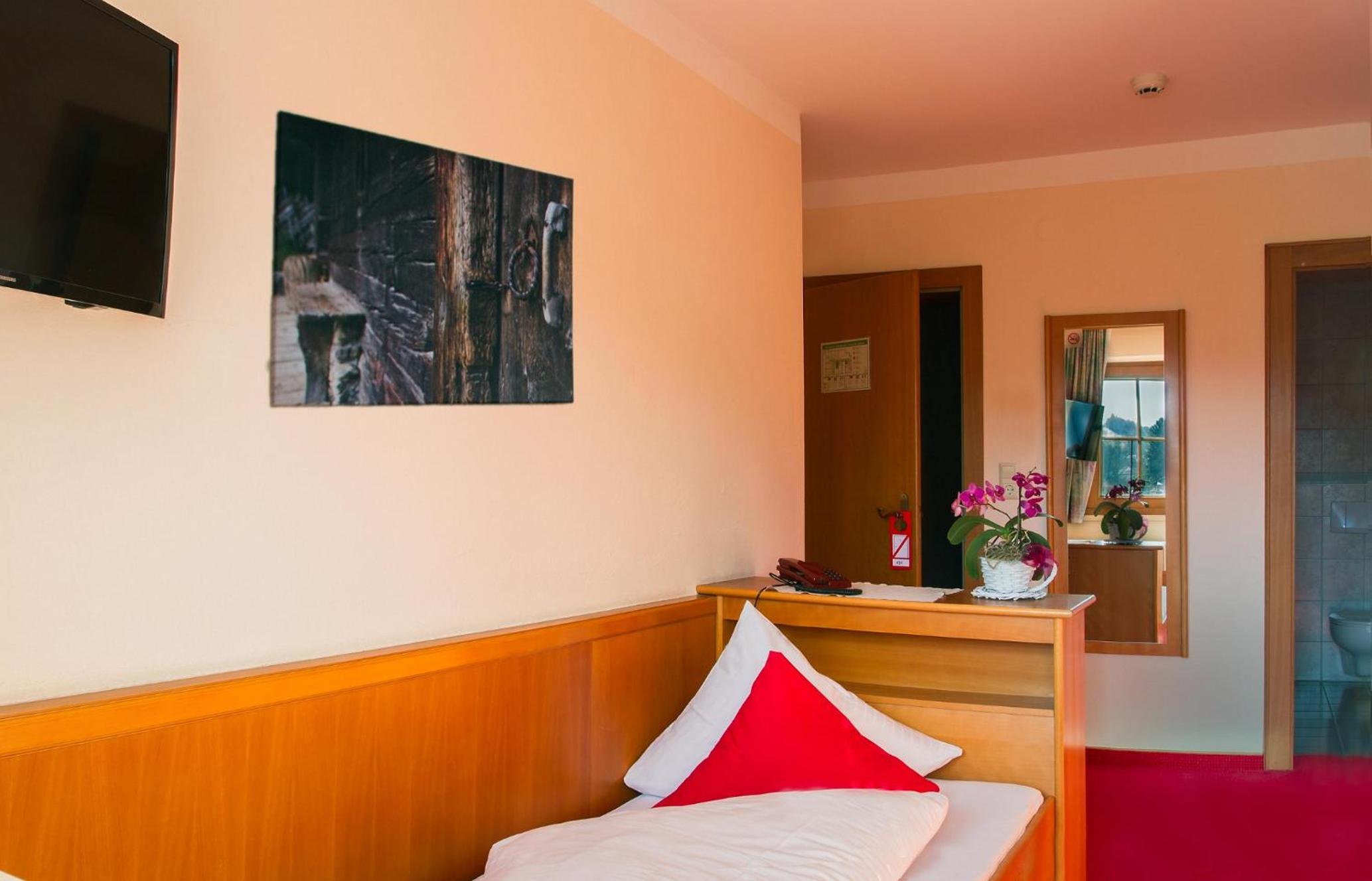 Single Room photo 1