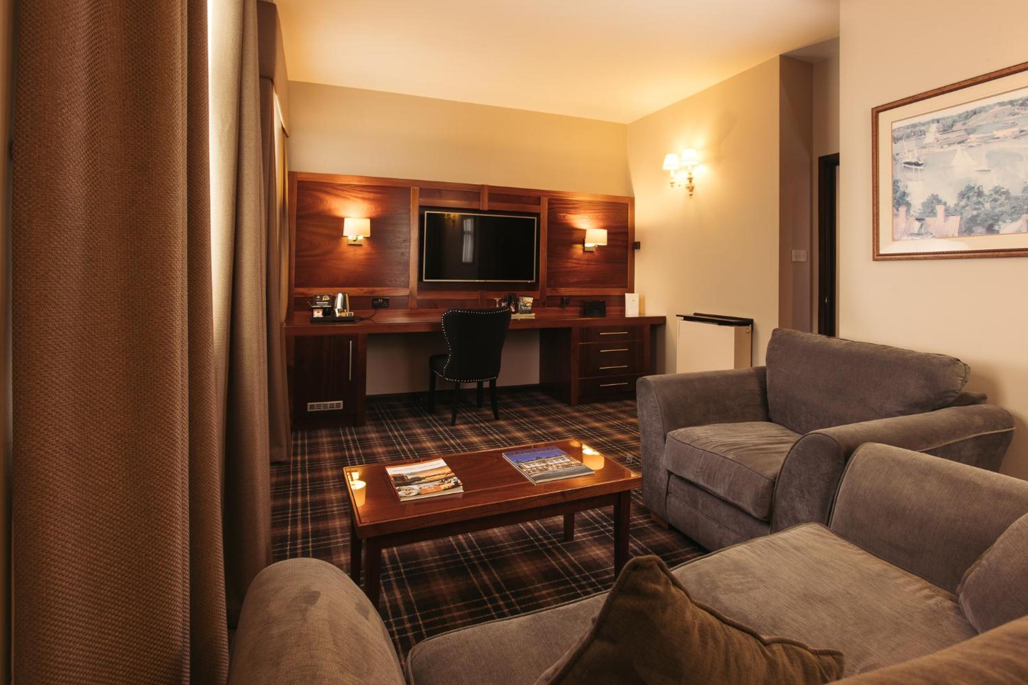 Suite with River View - Photo 3