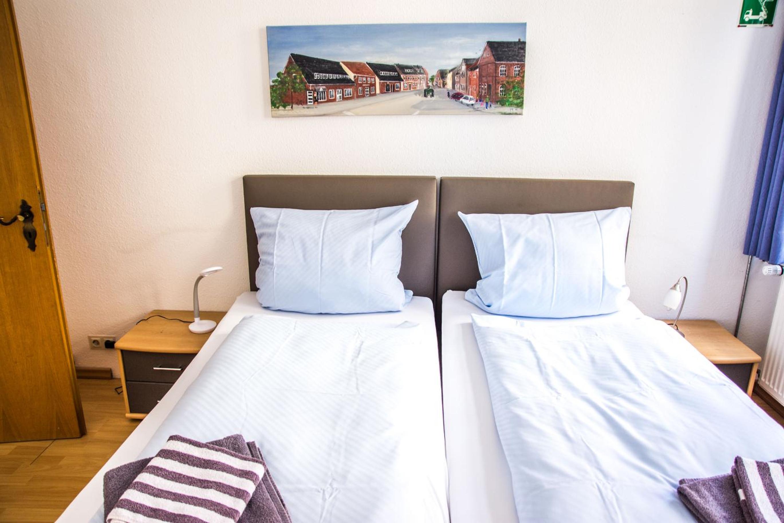 Large Double Room photo 3