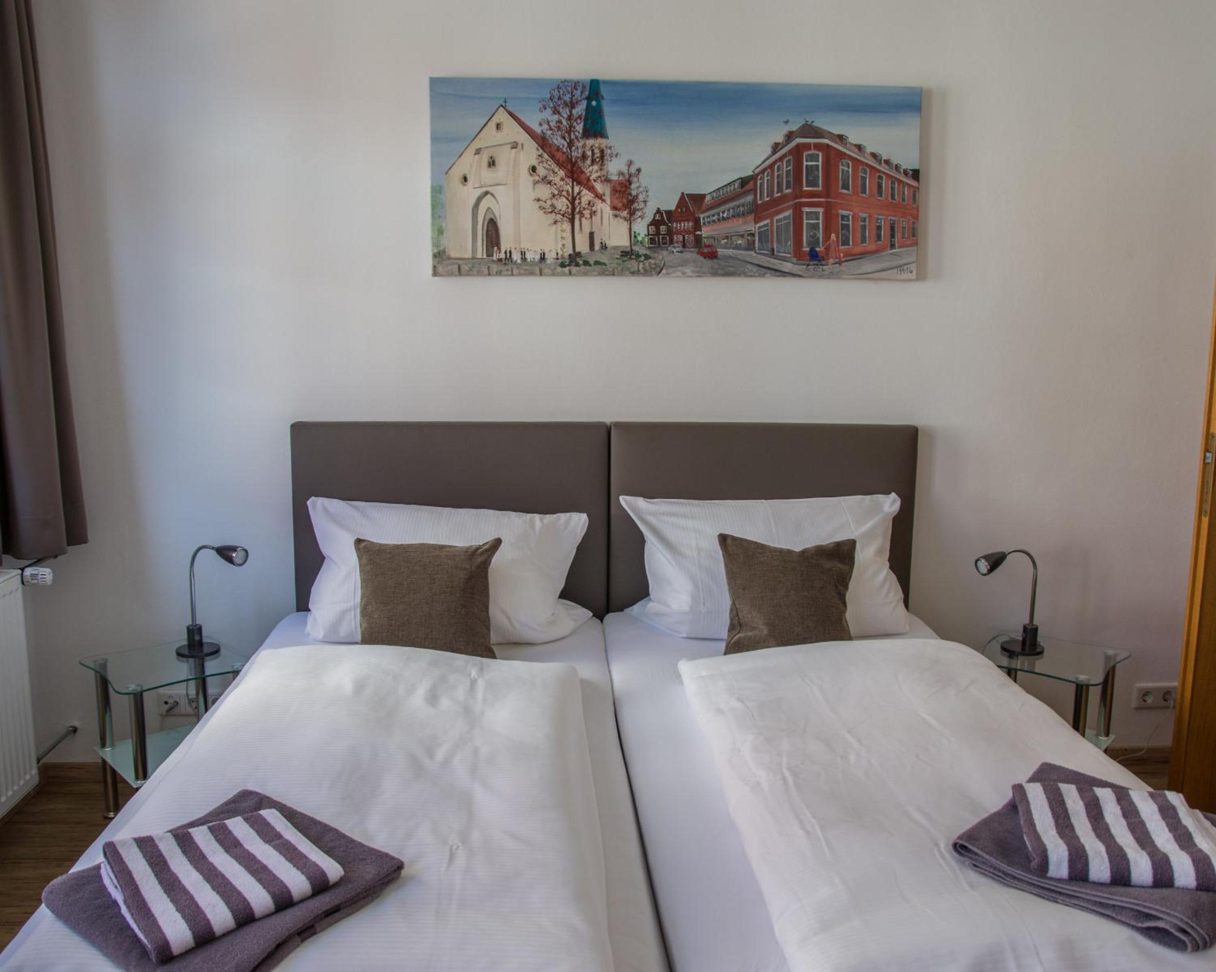 Large Double Room photo 2