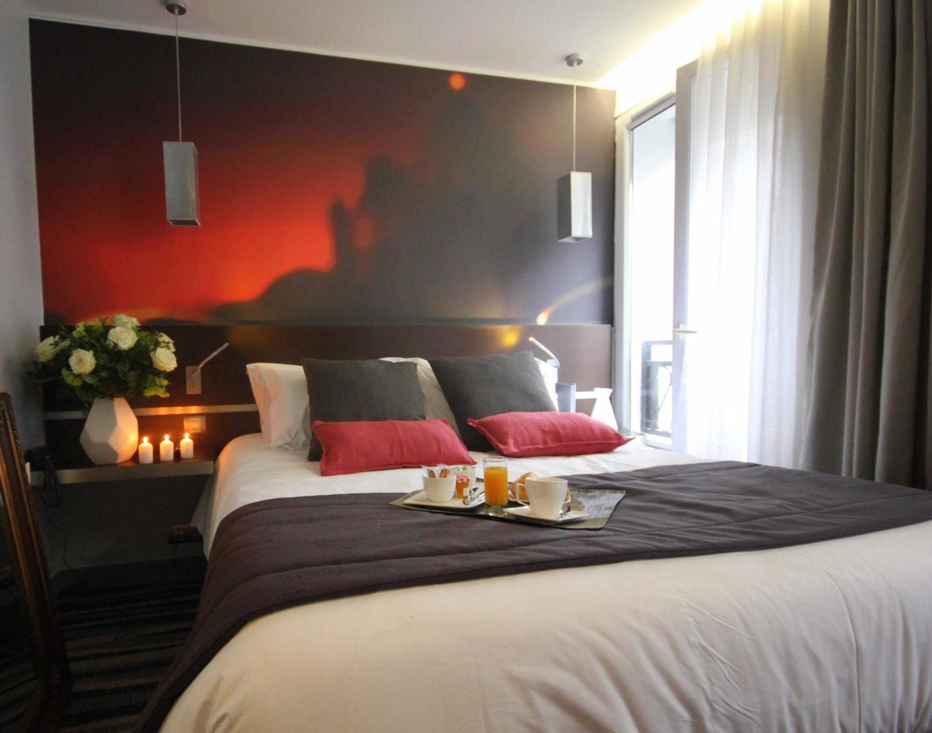 2 Adjoining Double Rooms. photo 1