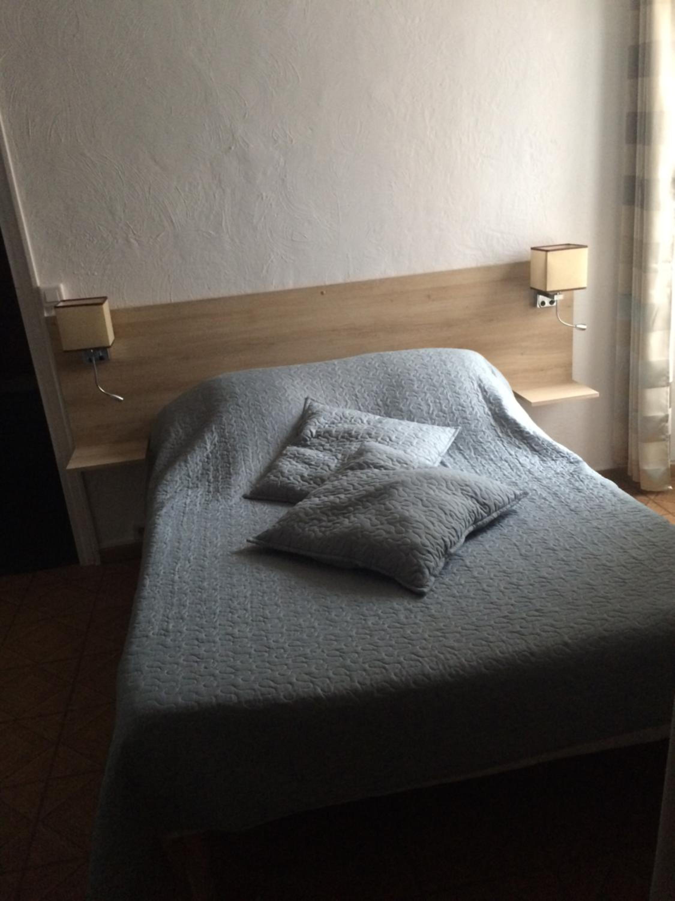 Quadruple Room - Photo 5