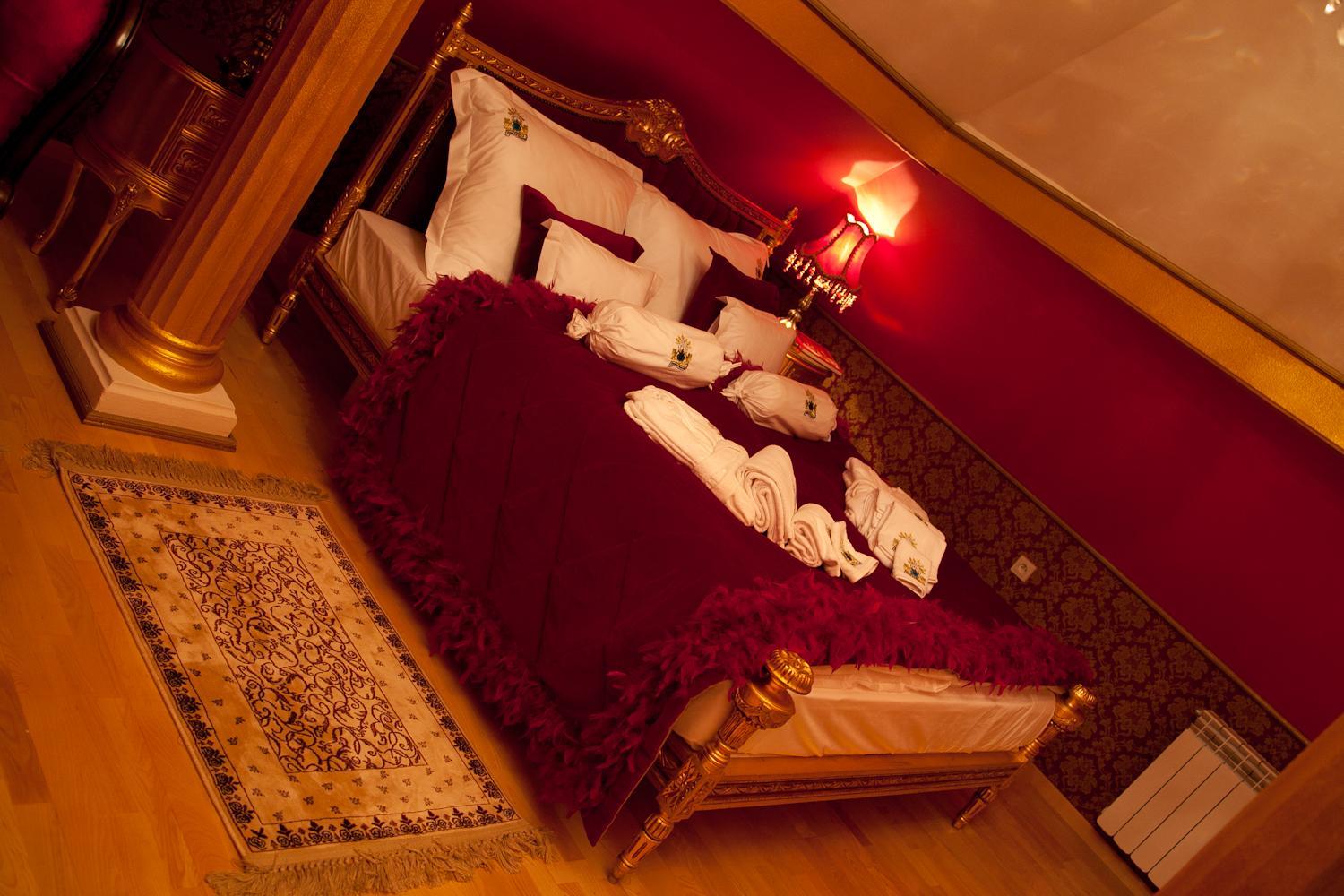 Studio Apartment photo 2