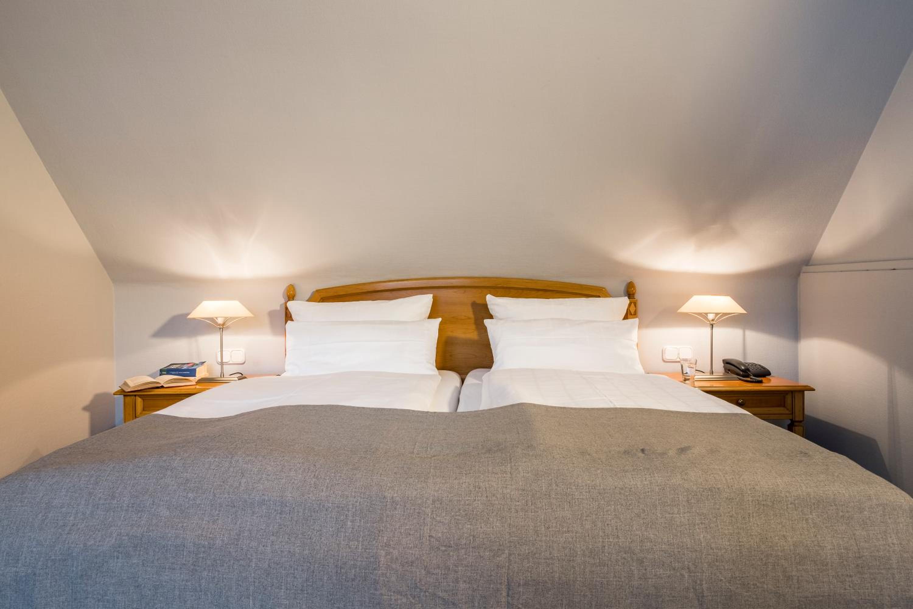 Double Room - Photo 6