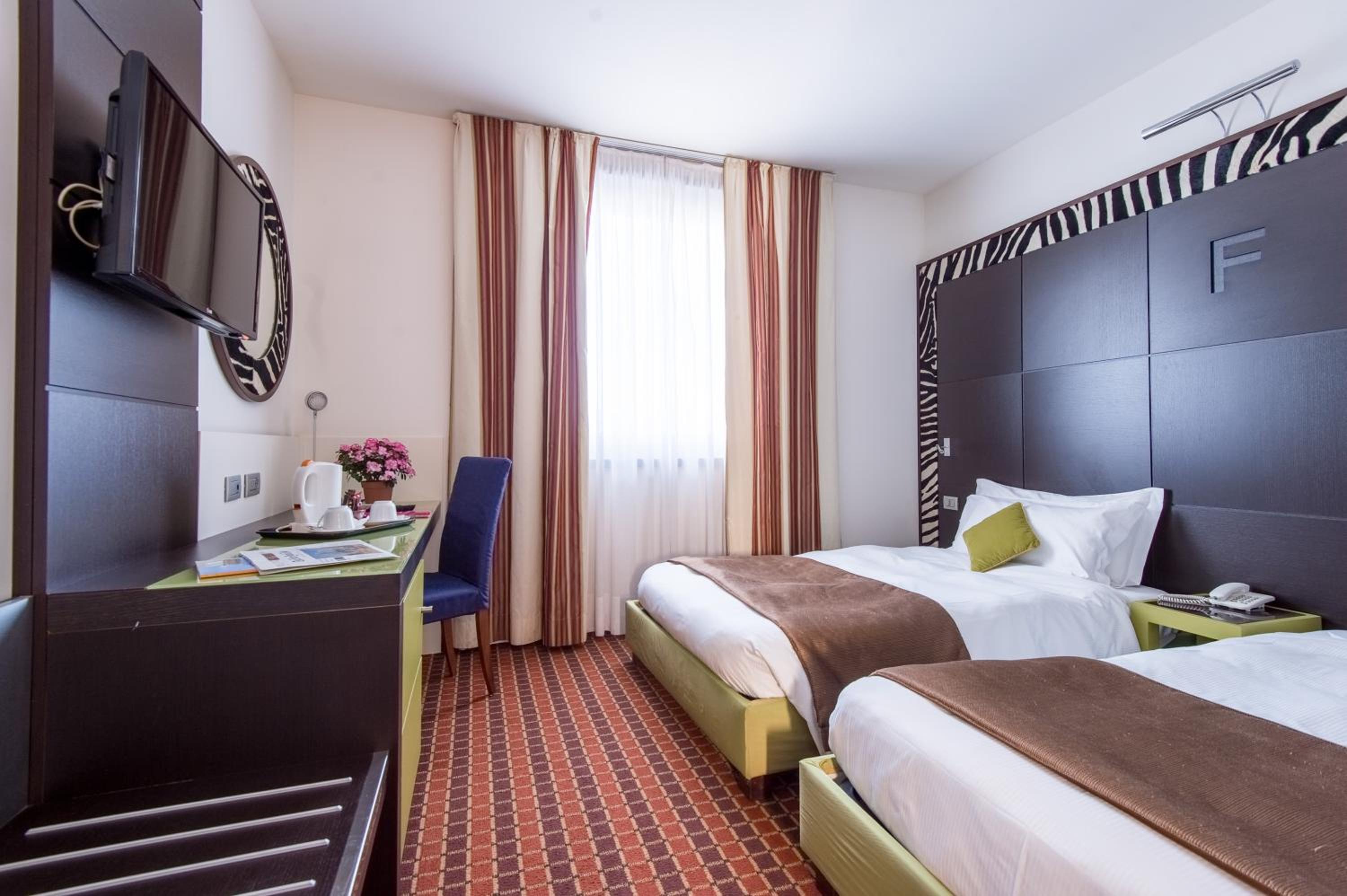 Superior Double Room - Photo 12
