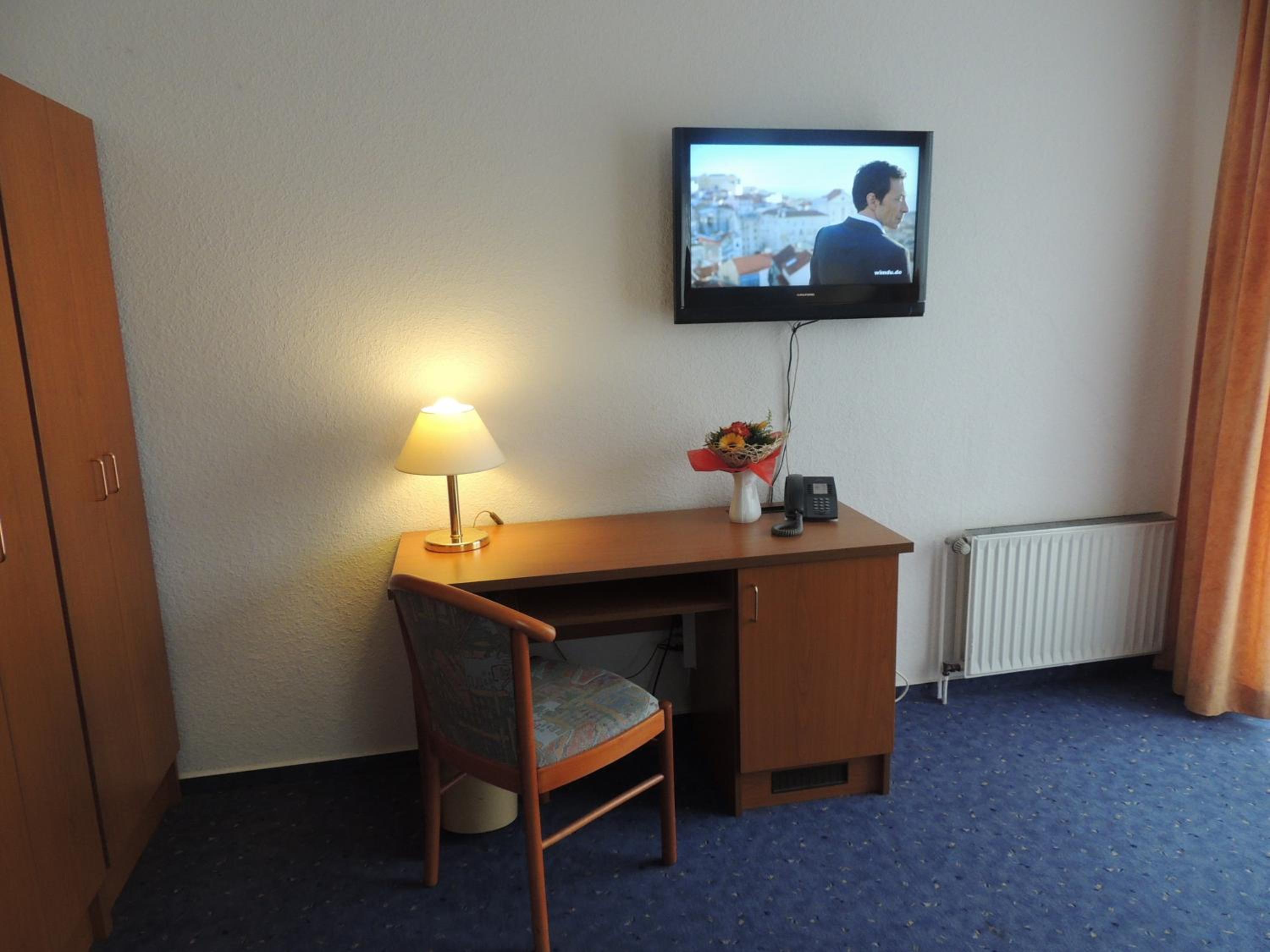 Single Room photo 2