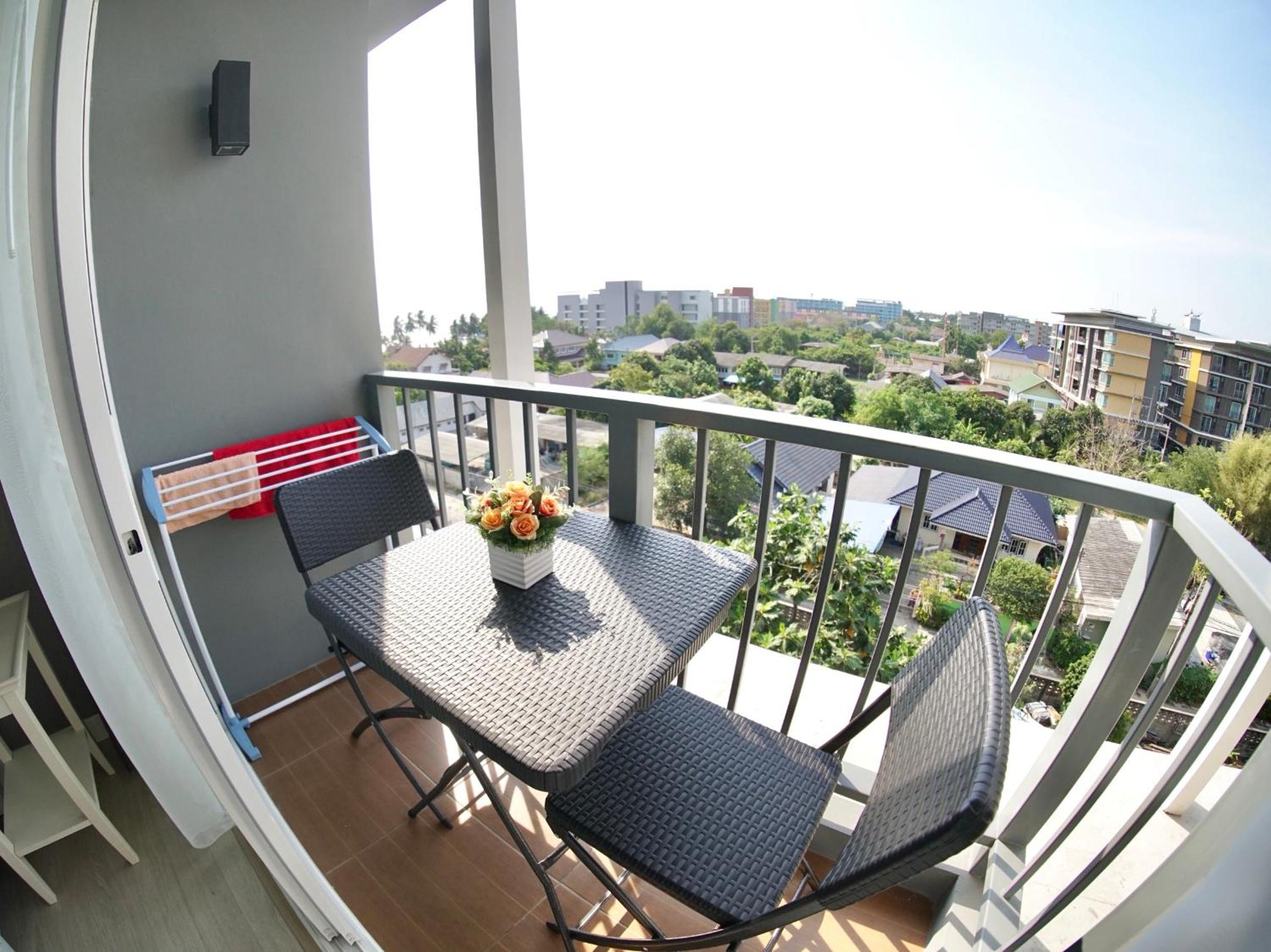 Apartment with Sea View - Photo 23