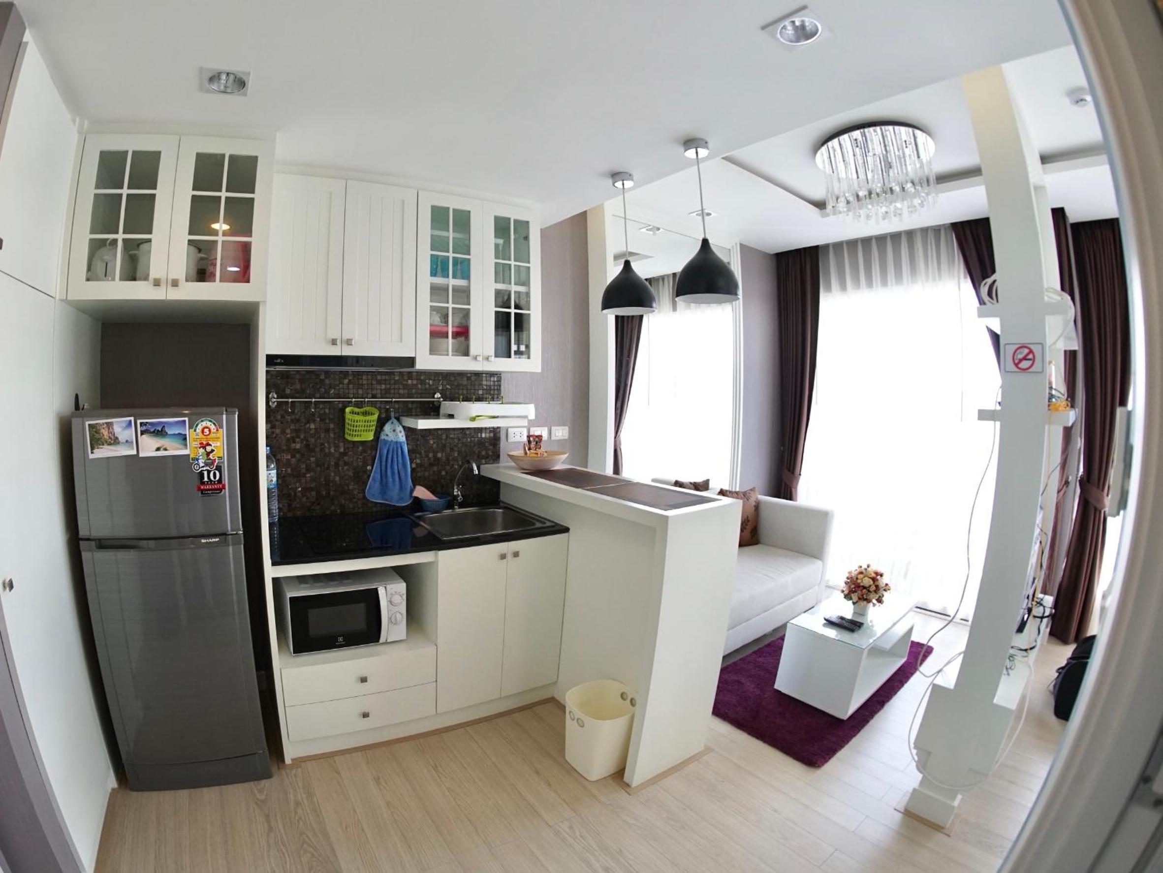 Apartment with Sea View - Photo 18