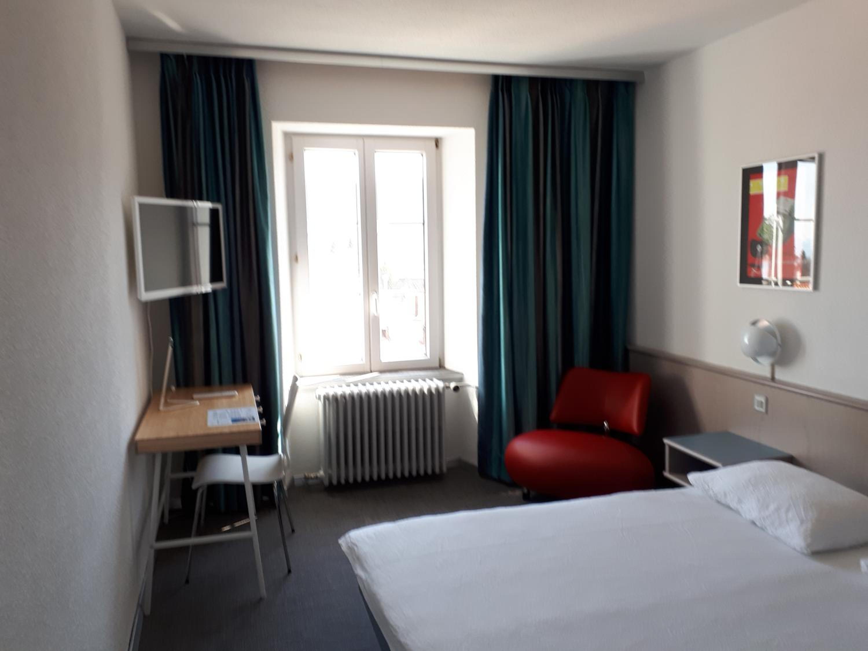 Double Room - Photo 2