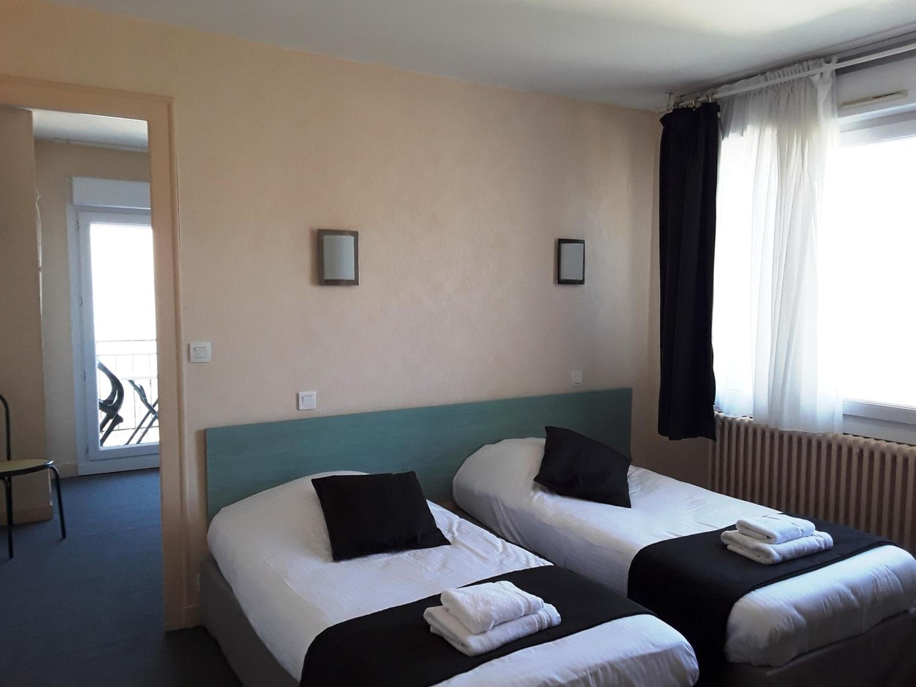 Quadruple Room with Lake View photo 1