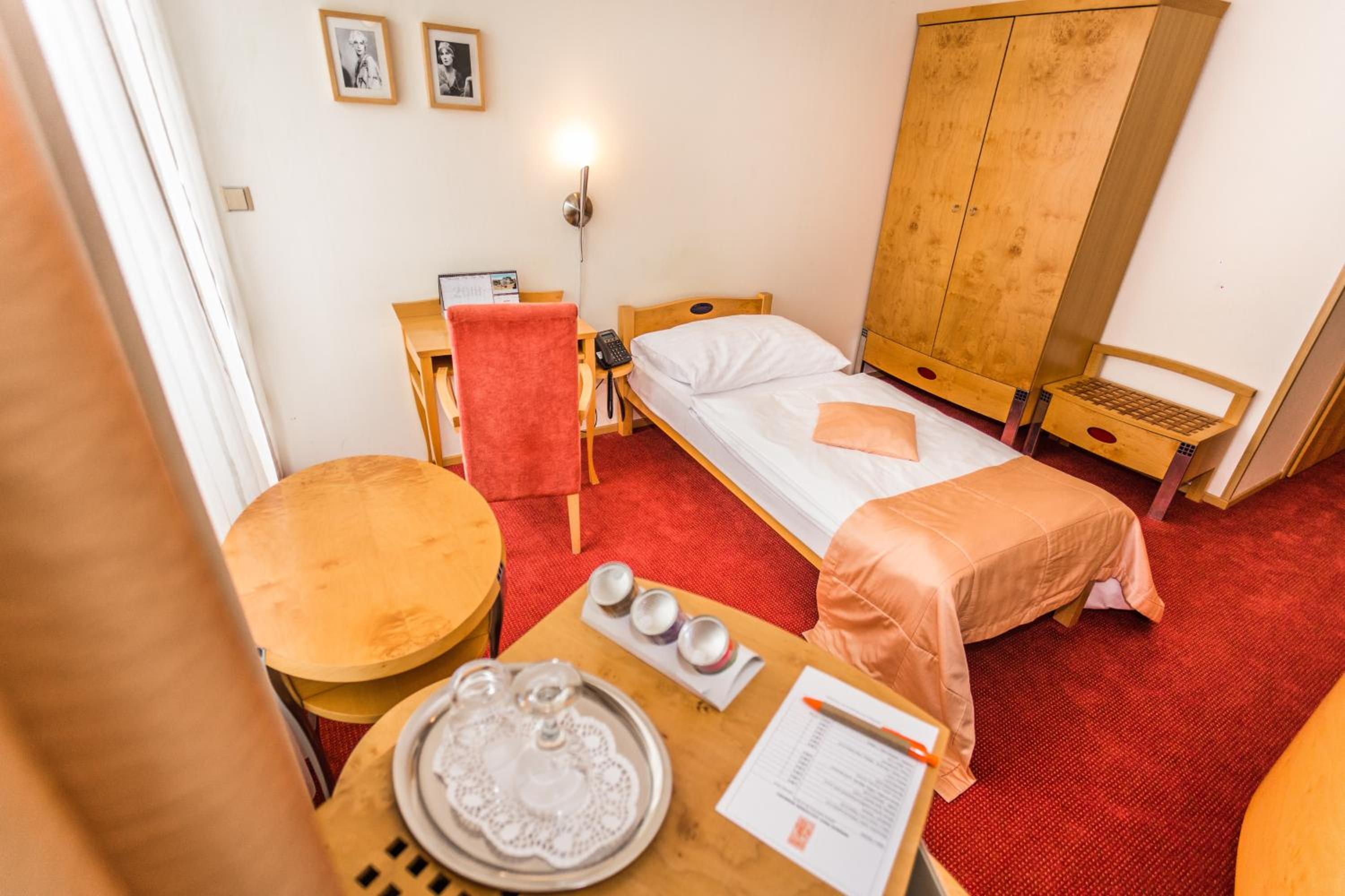 Single Room photo 1
