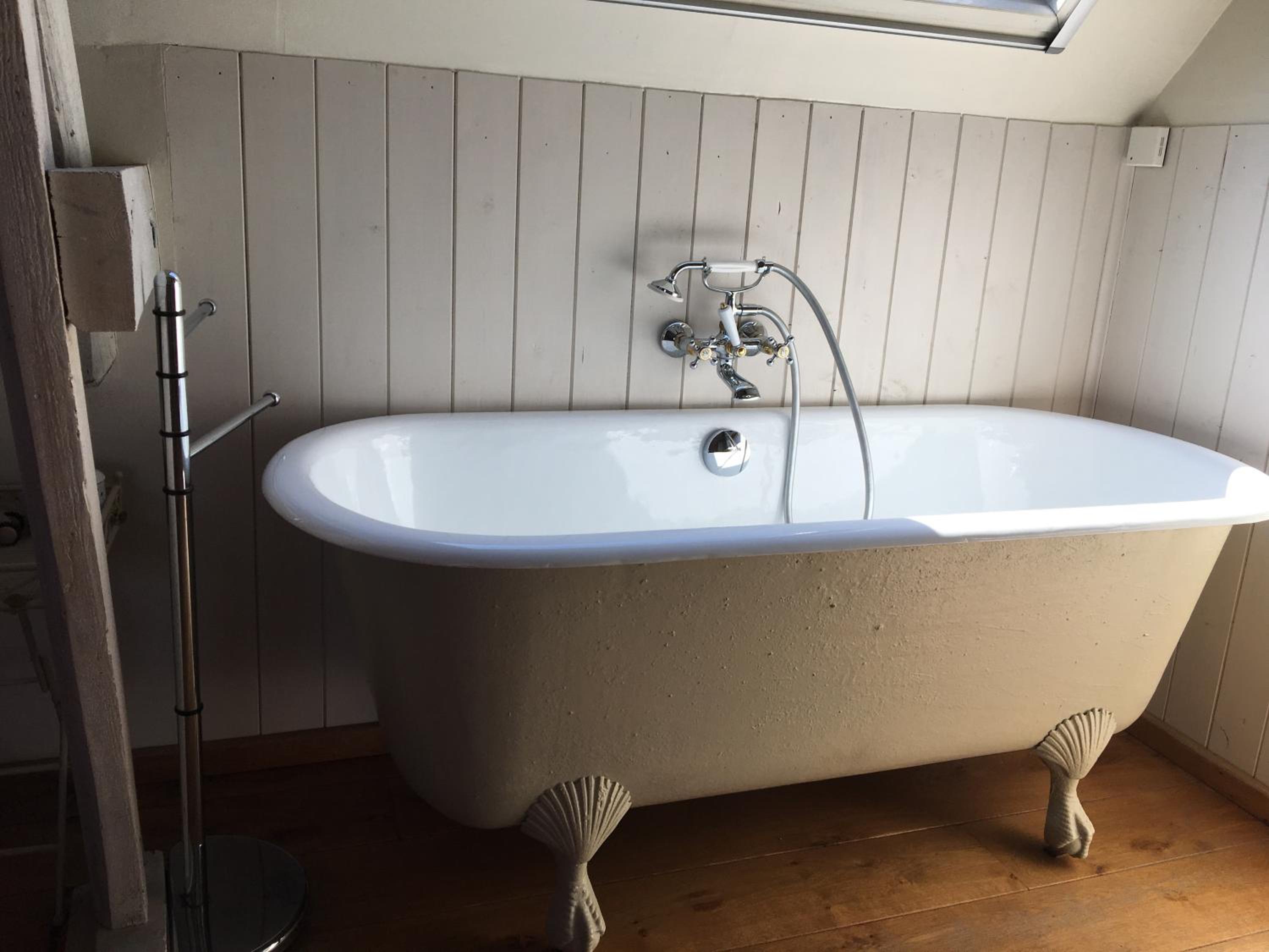 Standard Double or Twin Room with Balcony photo 3