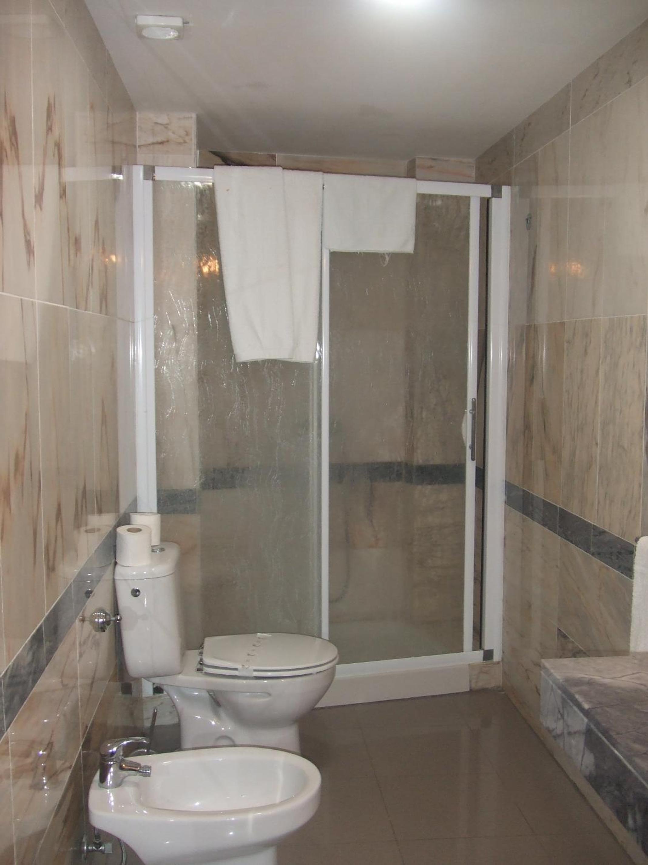 Double or Twin Room photo 2