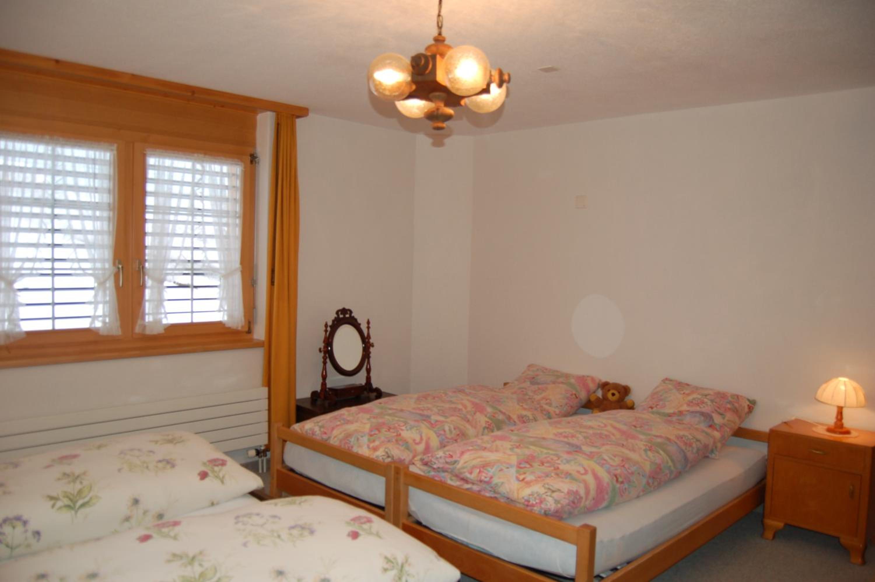 Family Room (6 Adults) - Photo 12