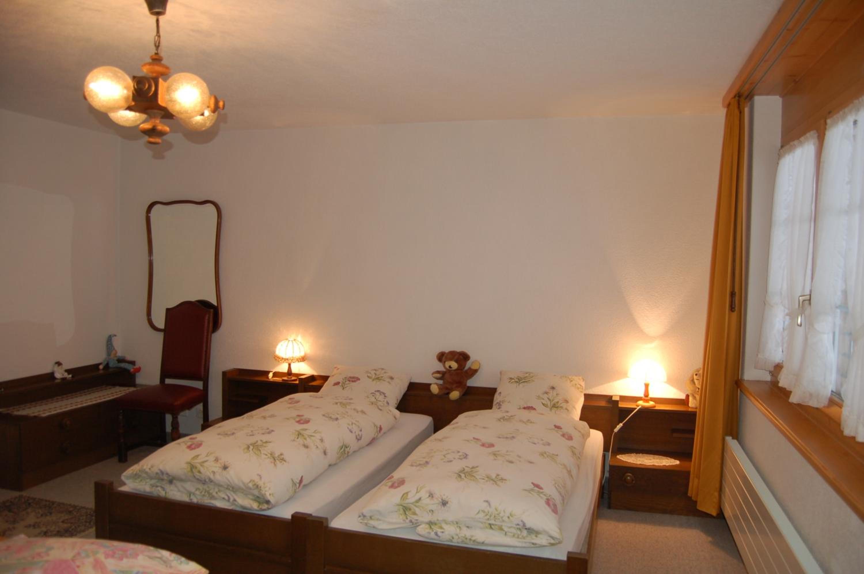 Family Room (6 Adults) - Photo 13