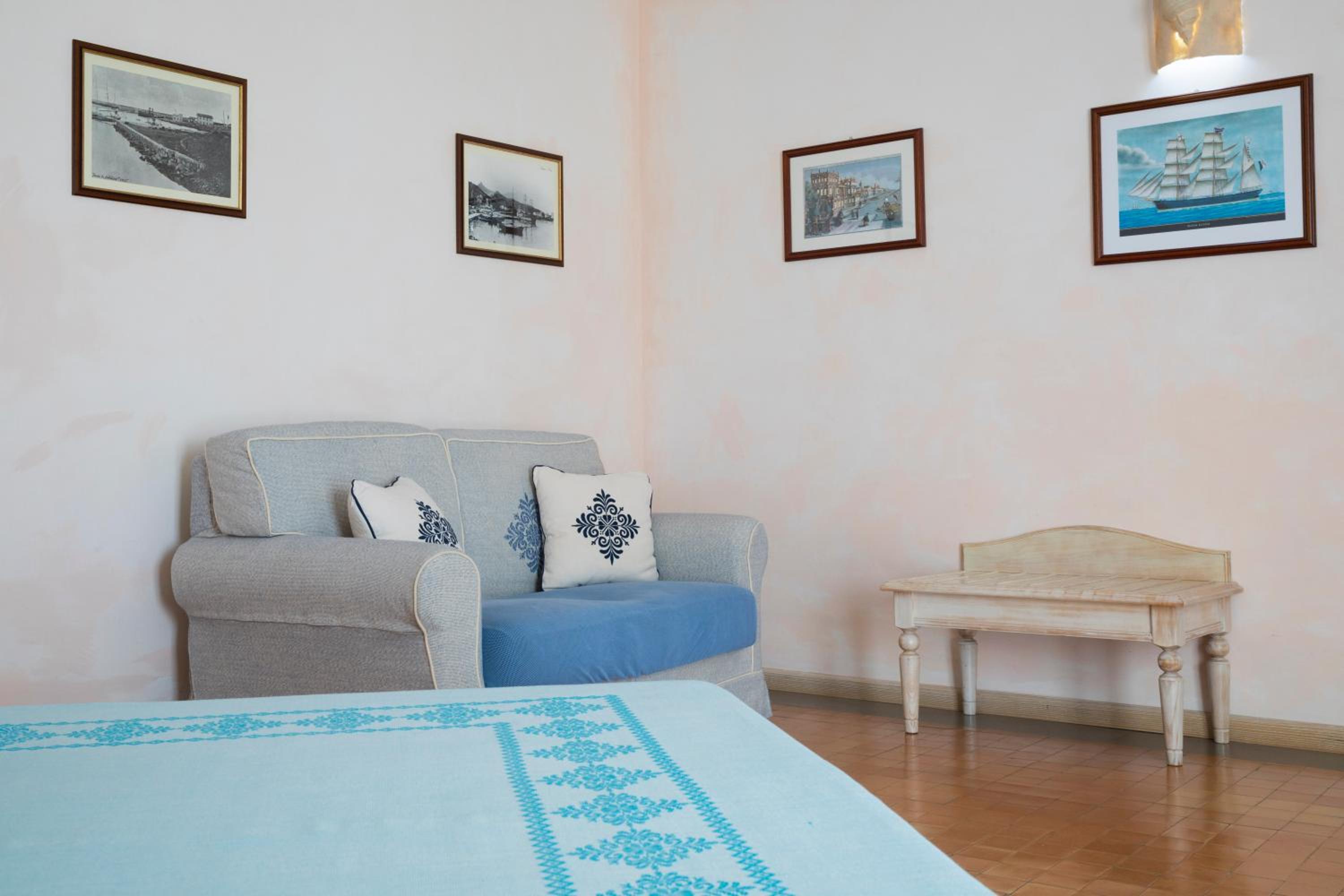 Executive Double Room - Photo 9