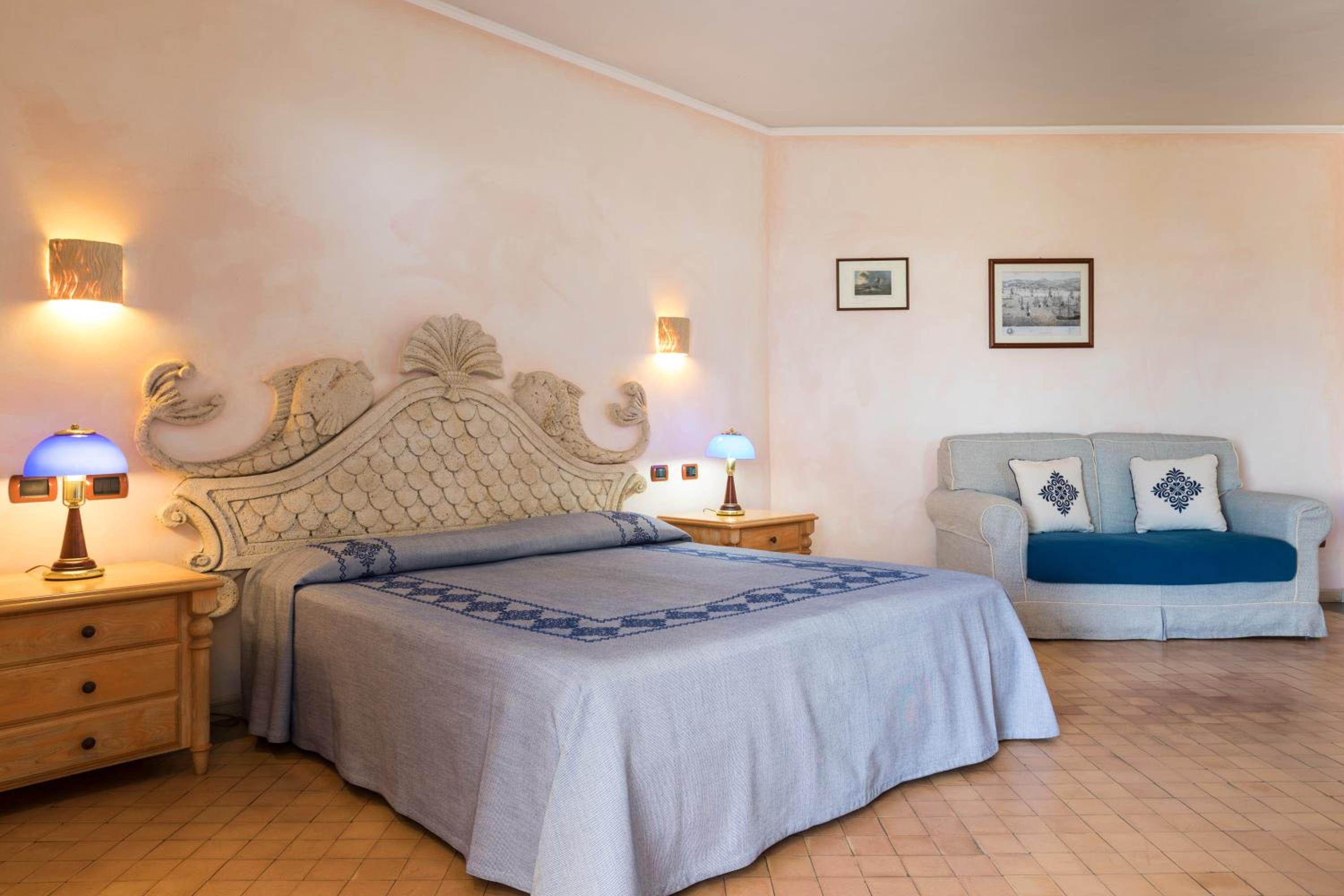 Executive Double Room - Photo 12