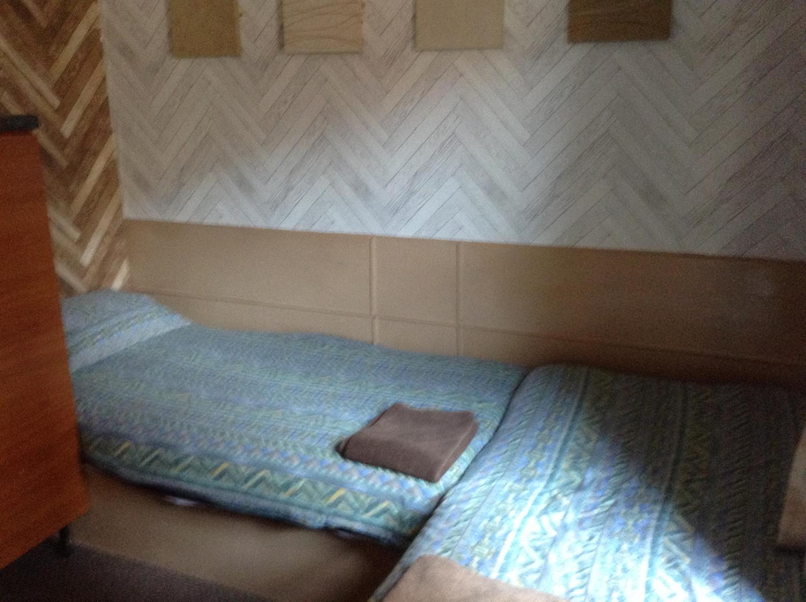 Twin Room with Shower