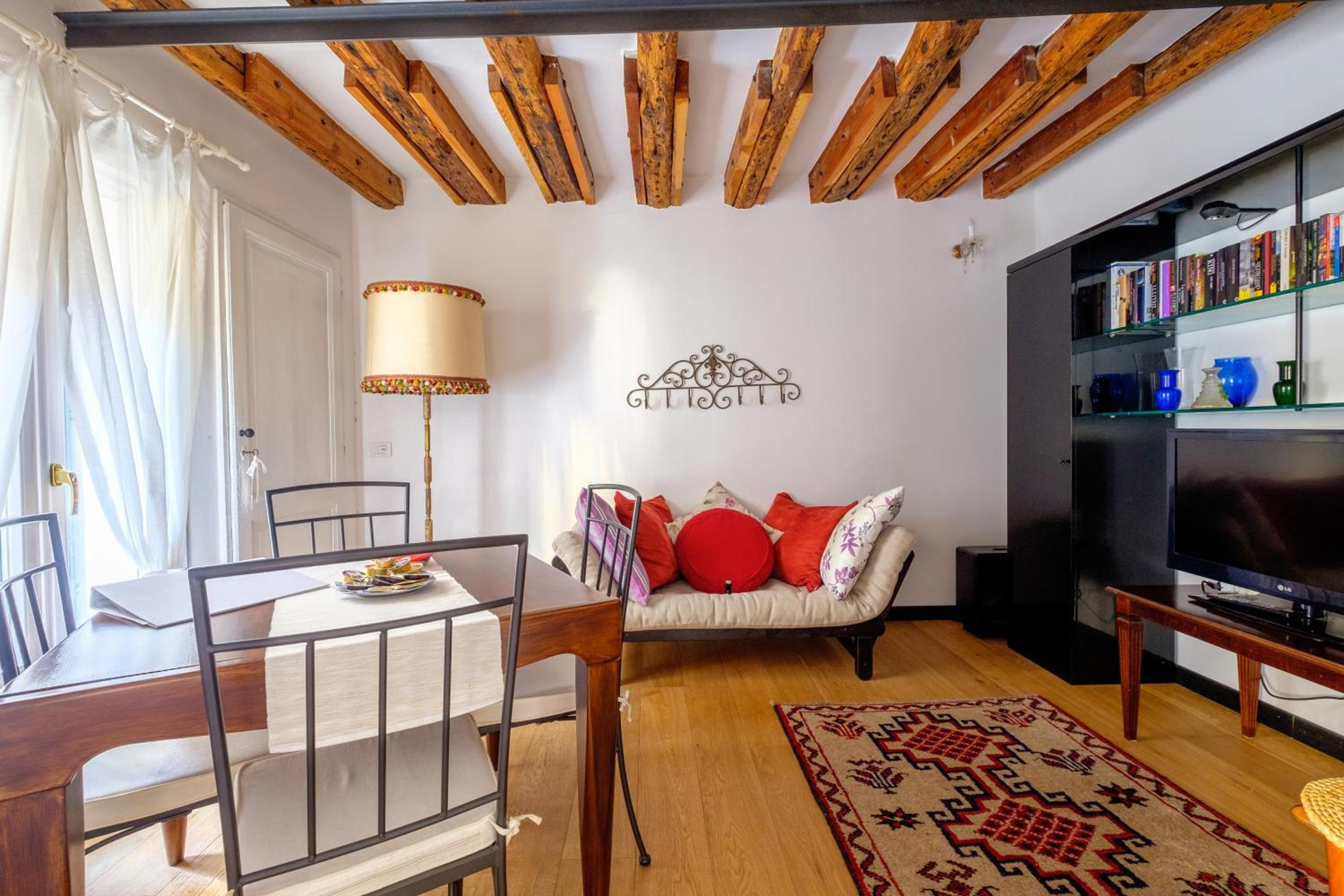 Apartment - Ground Floor photo 3