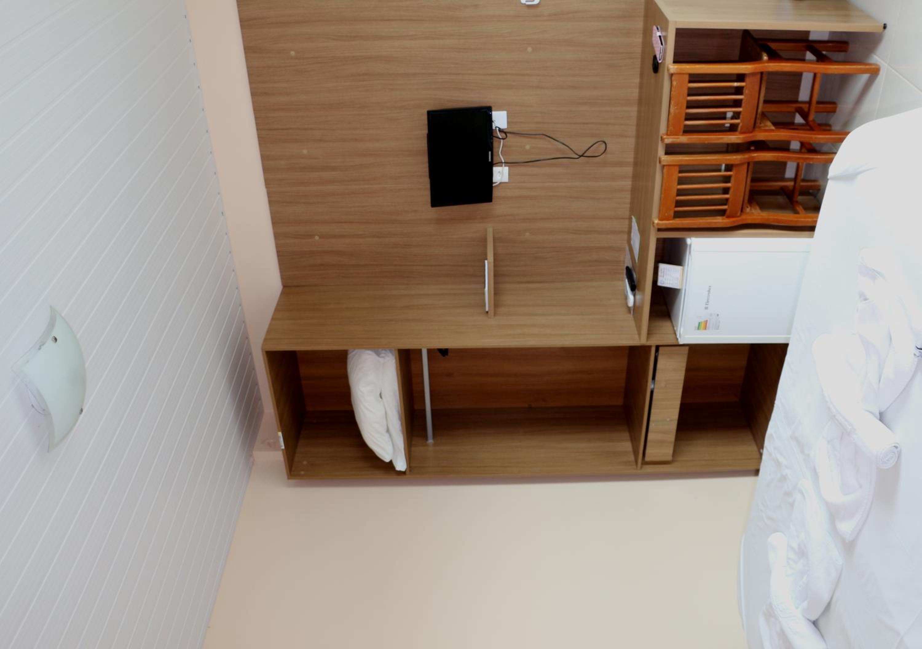 Standard Double or Twin Room photo 3