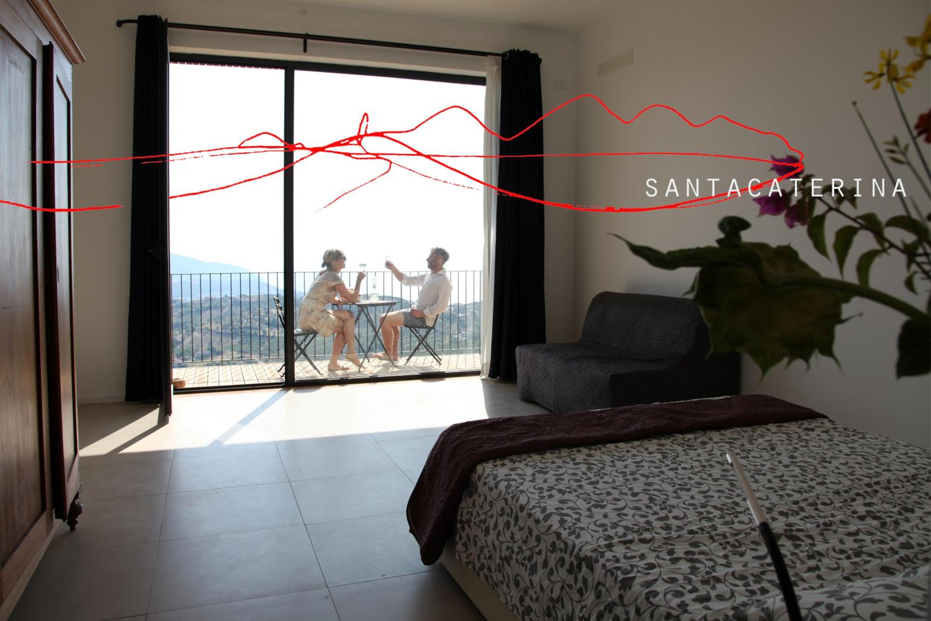 Superior Suite with Sea View - Photo 8