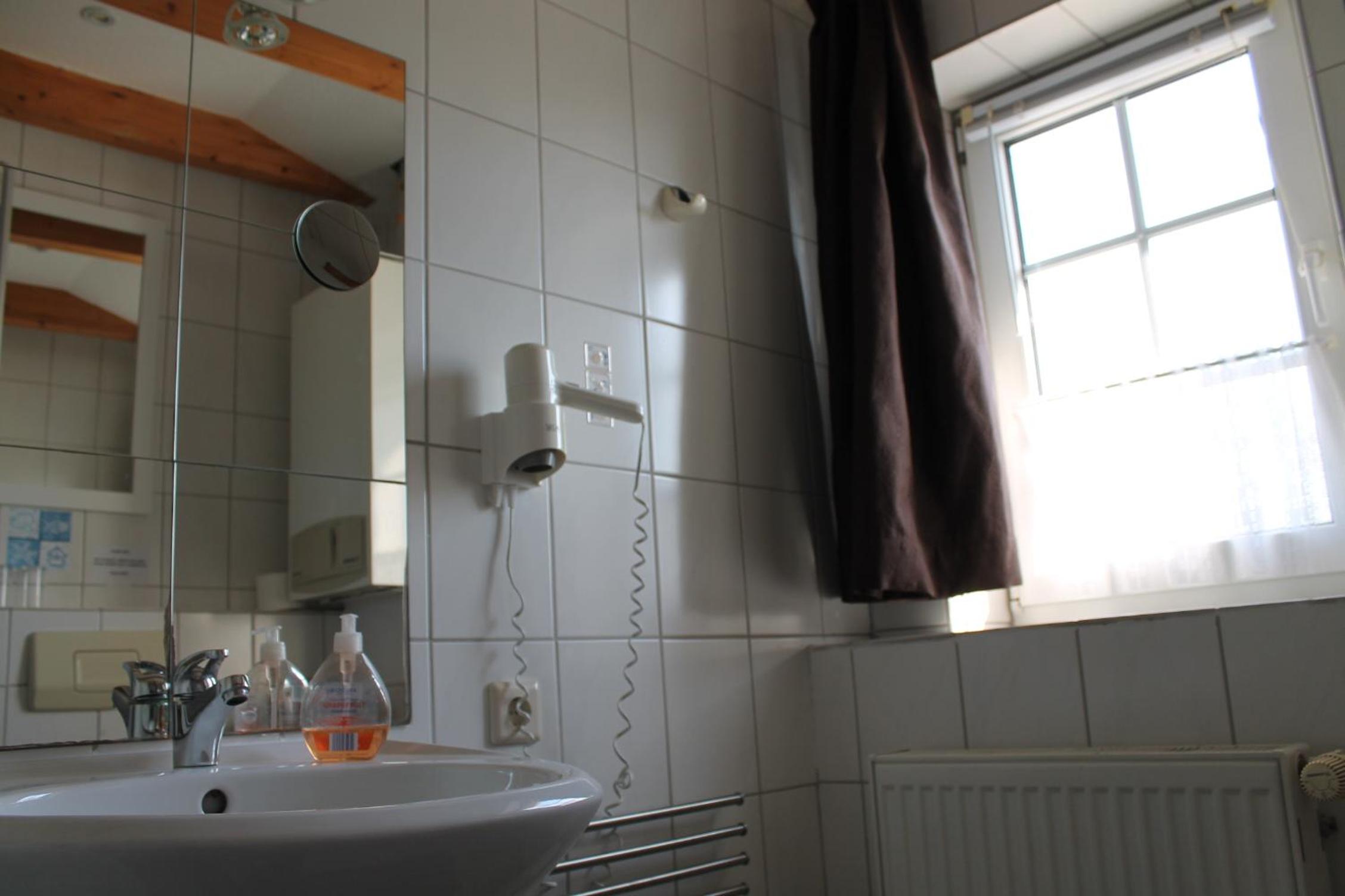 Apartment with Terrace and Wintergarden (2 Adults) photo 3