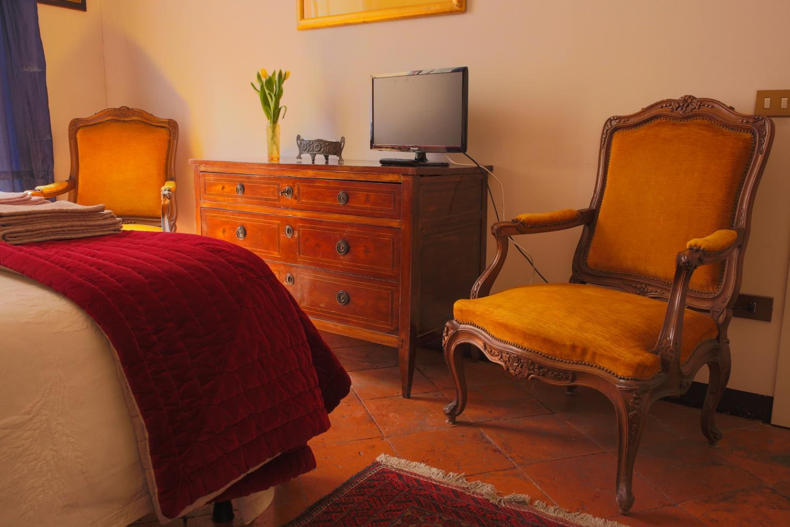 Double Room with Private Bathroom photo 2