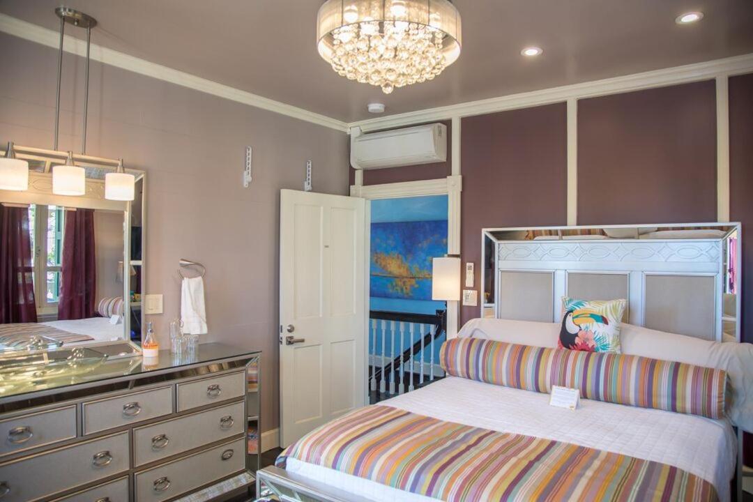 Queen Room with Balcony