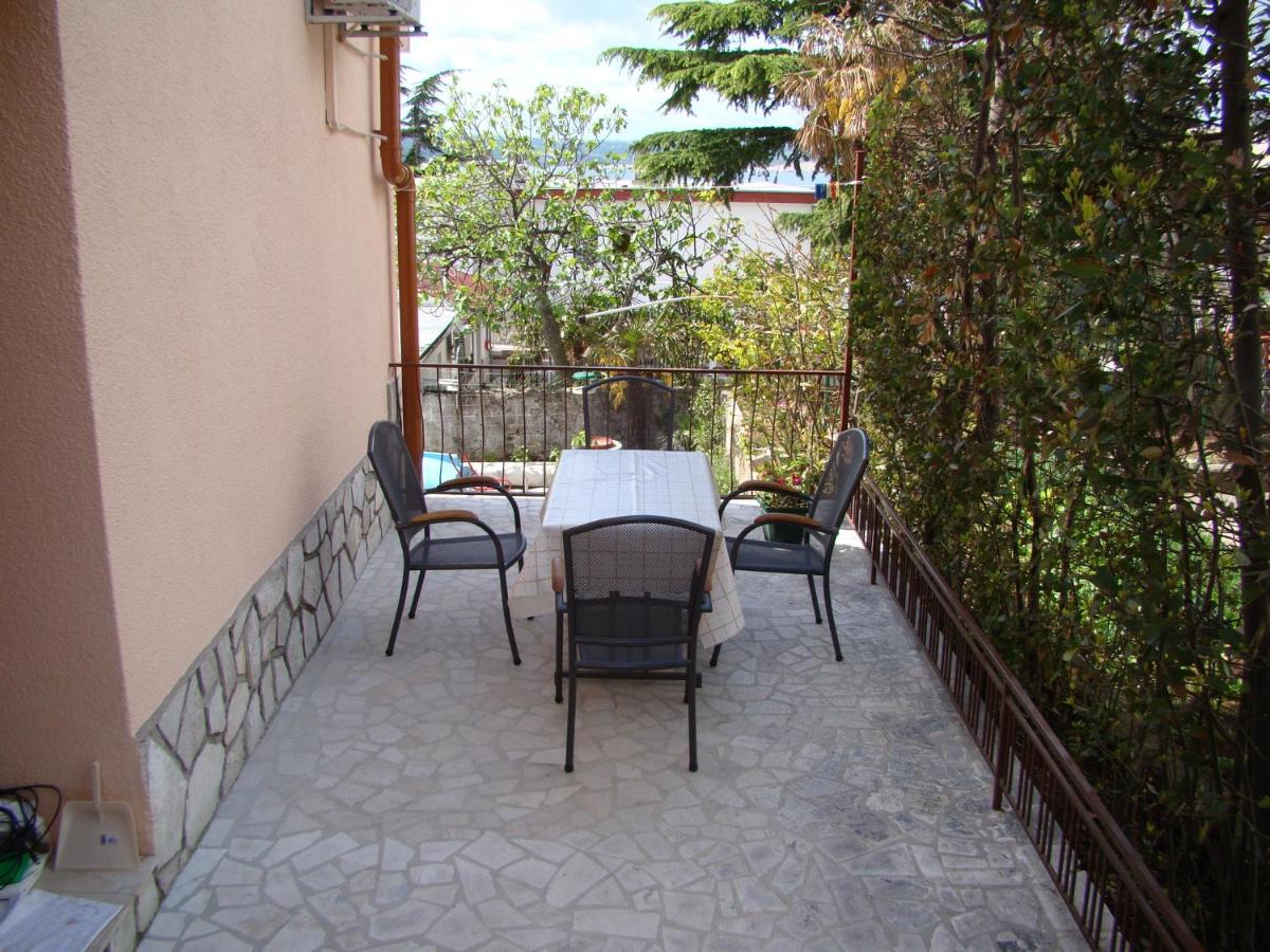 One- Bedroom Apartment with Balcony and Terrace photo 3