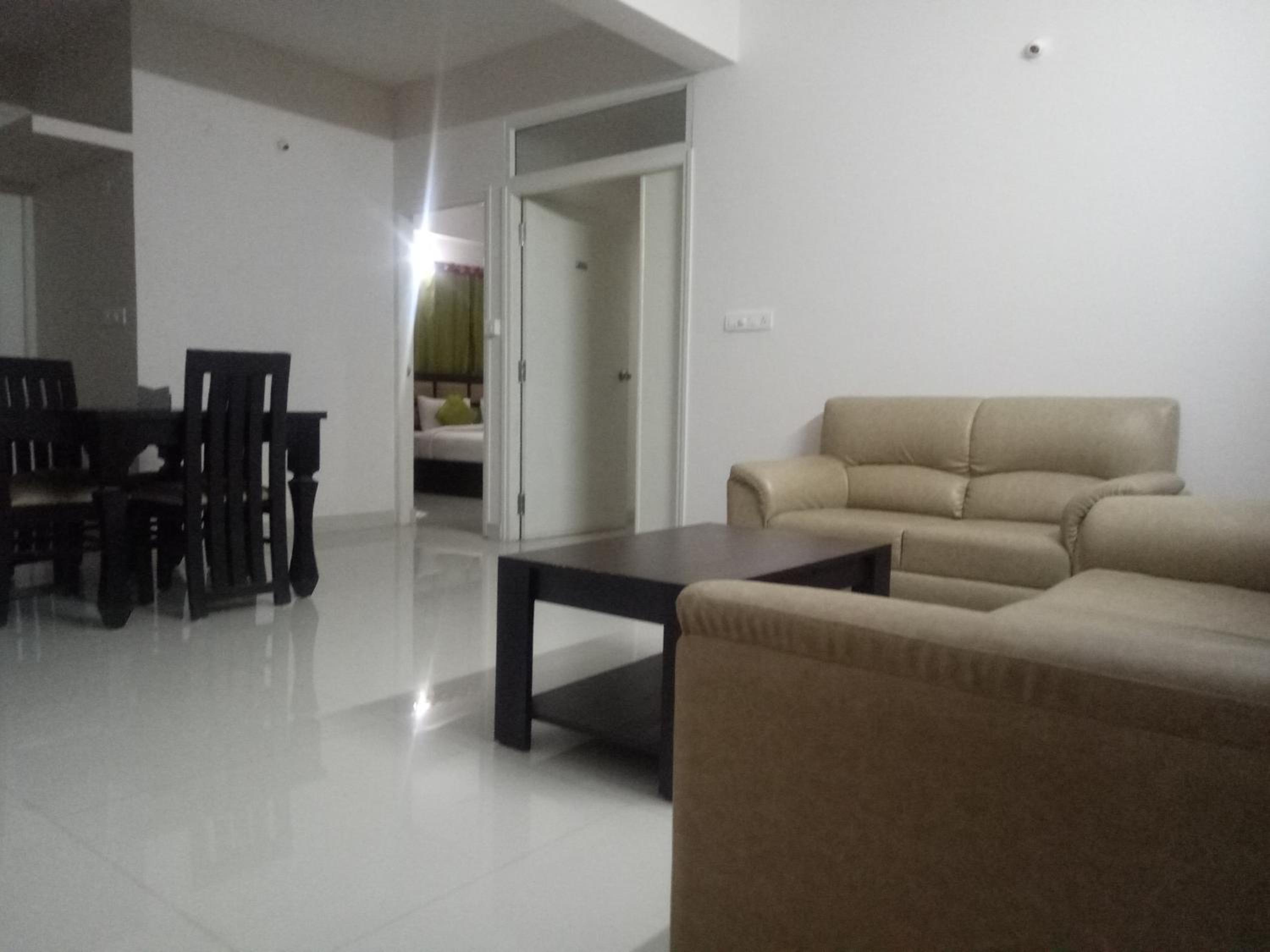 Suite - Photo 5
