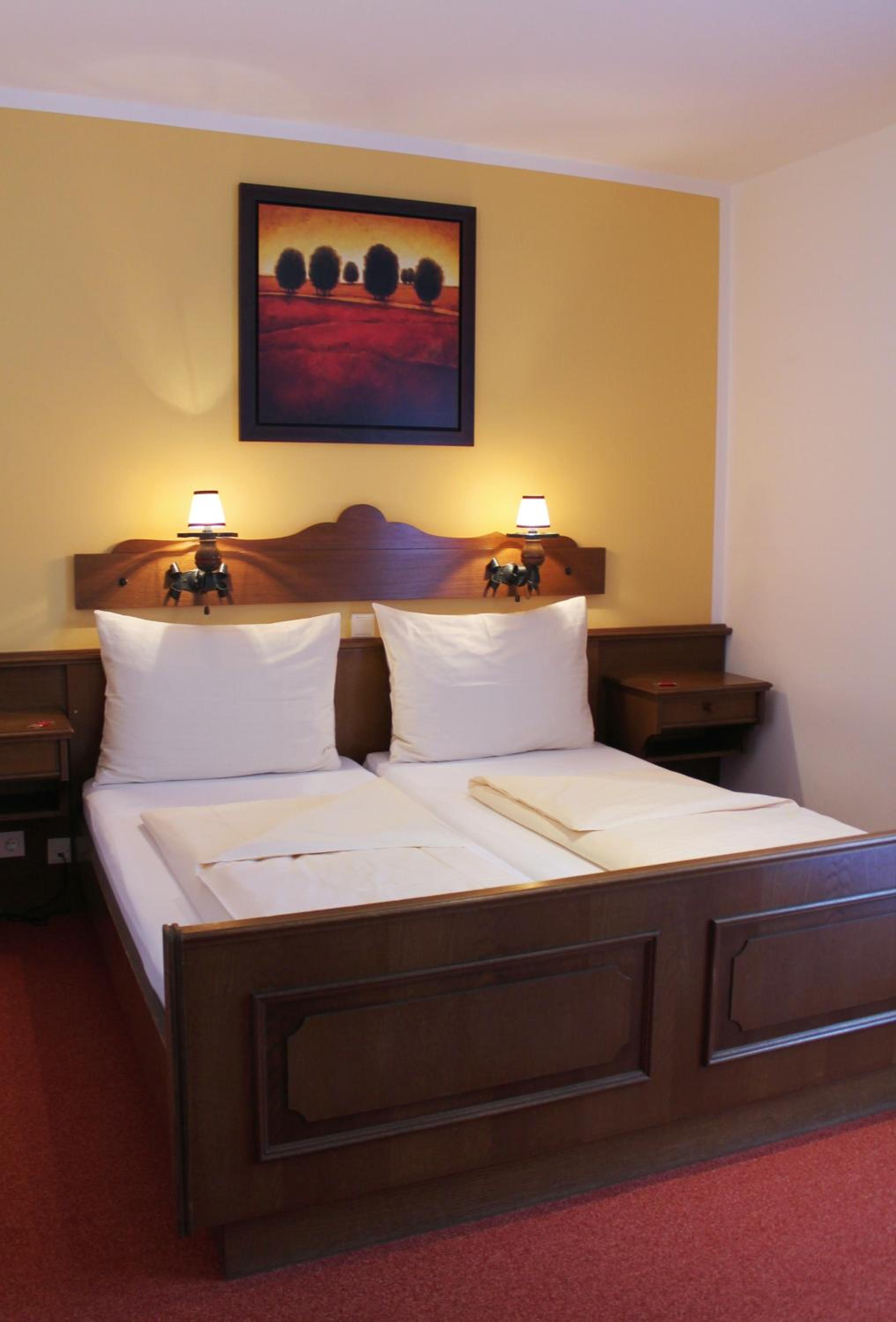 Double Room - Photo 14