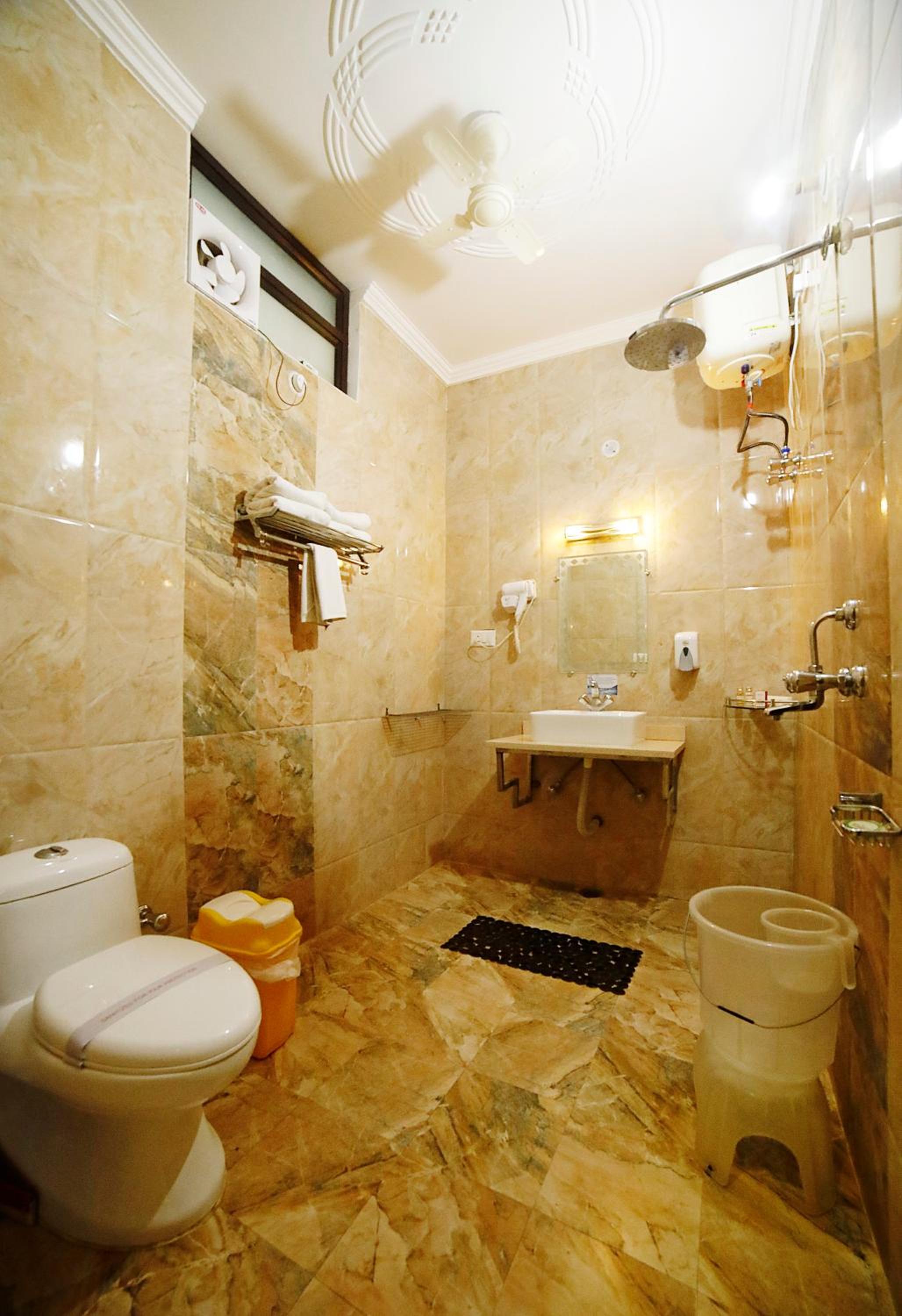 Superior Room - Photo 7