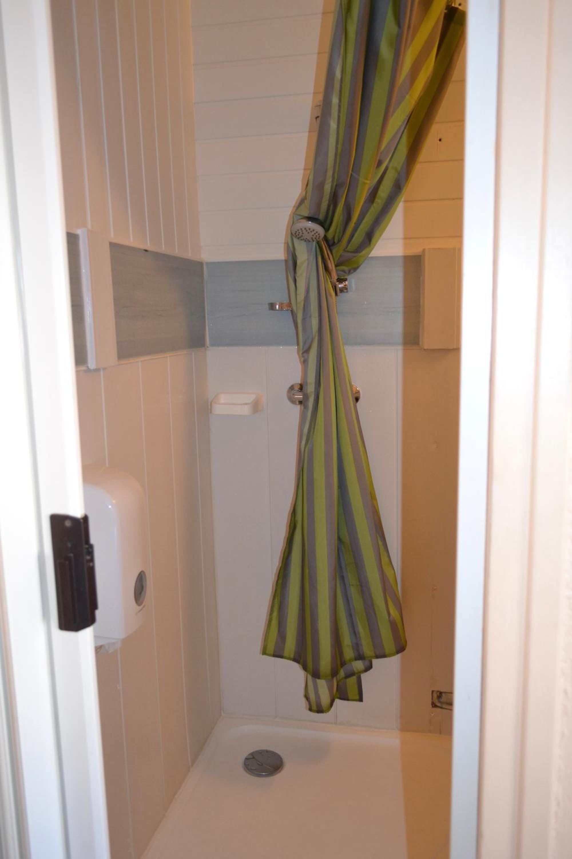 Economy Double Room photo 3