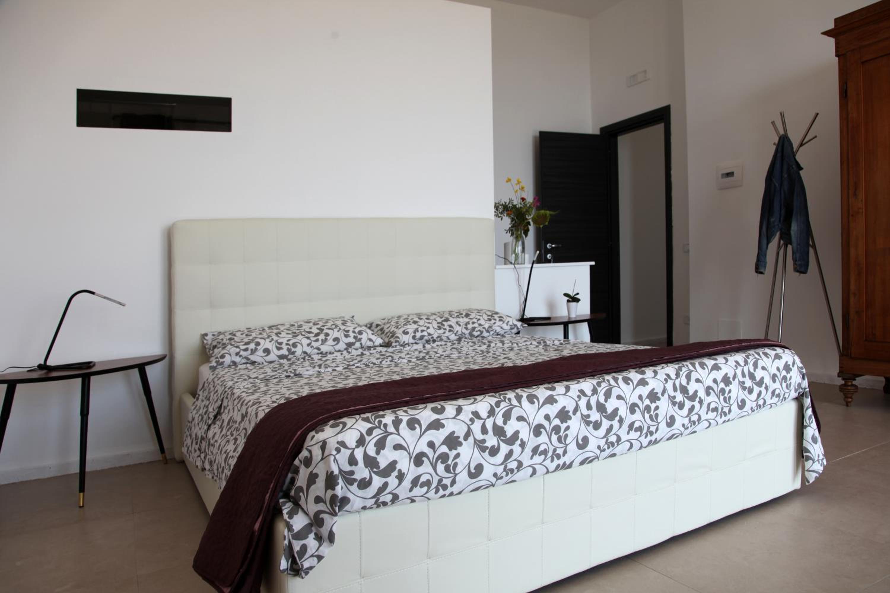 Superior Suite with Sea View - Photo 2
