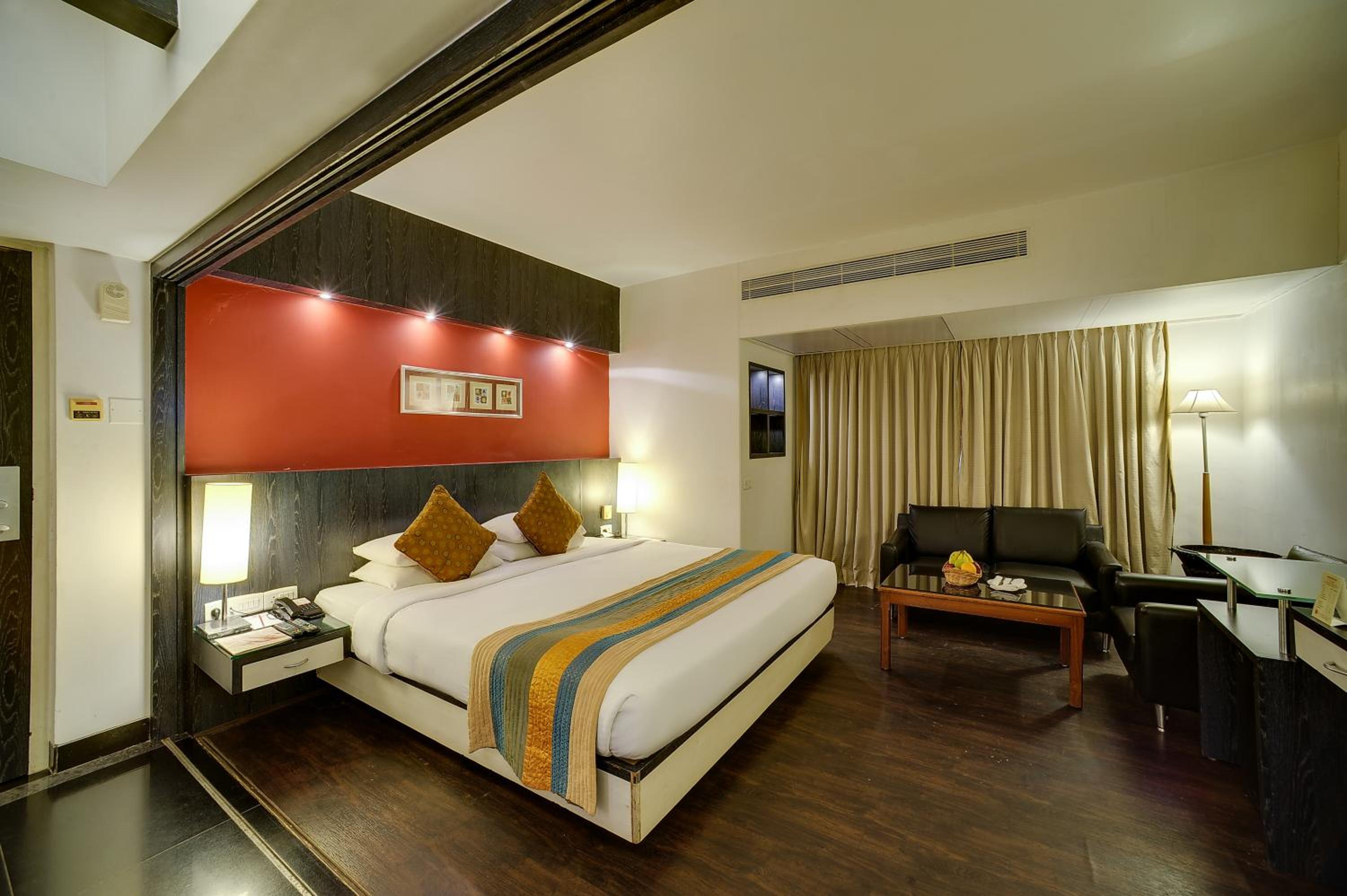 Suite room with chef’s choice veg/non-veg platter, Fruit Basket, Airport Pick up & drop