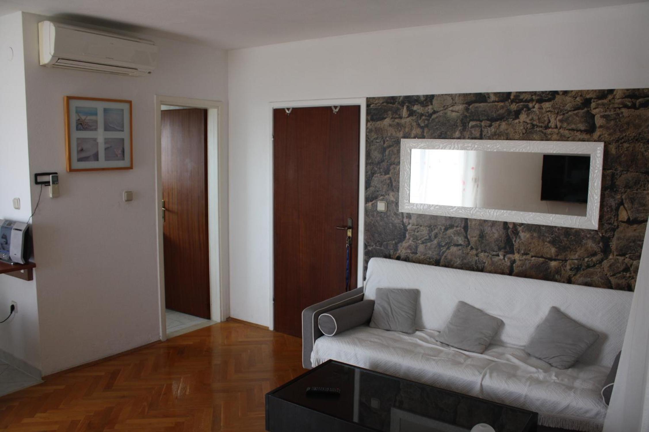 Studio Apartment with Sea View - Photo 23