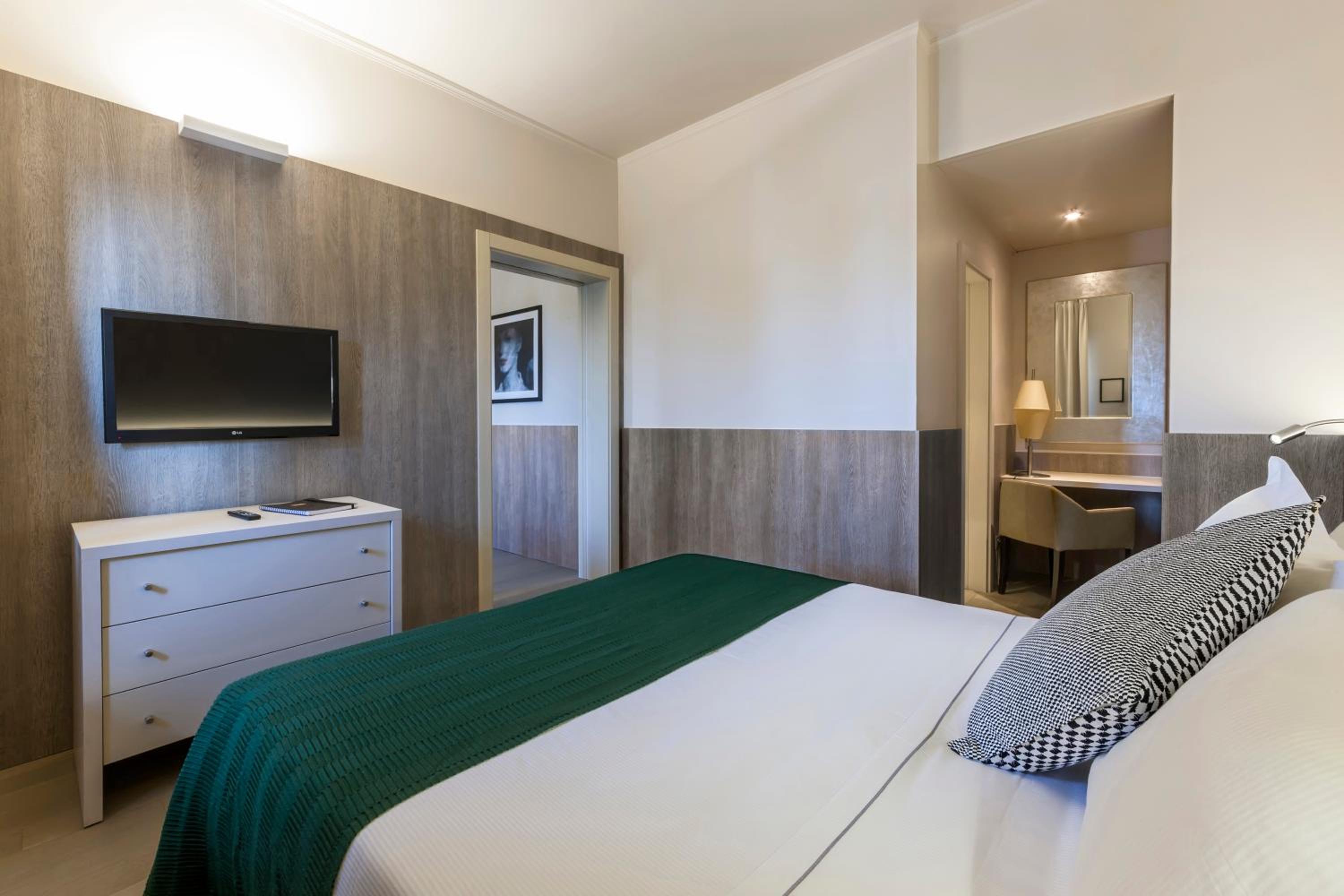 Family Suite - Photo 1