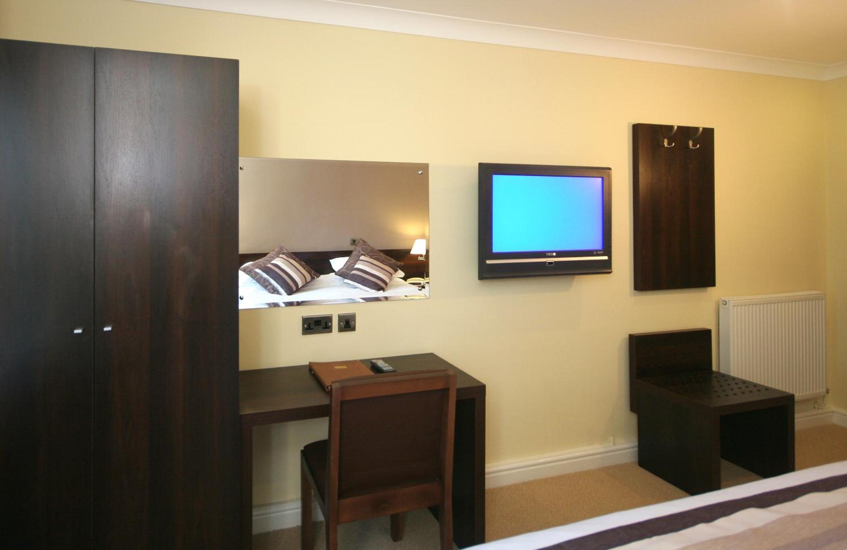 Standard Double Room - Photo 3