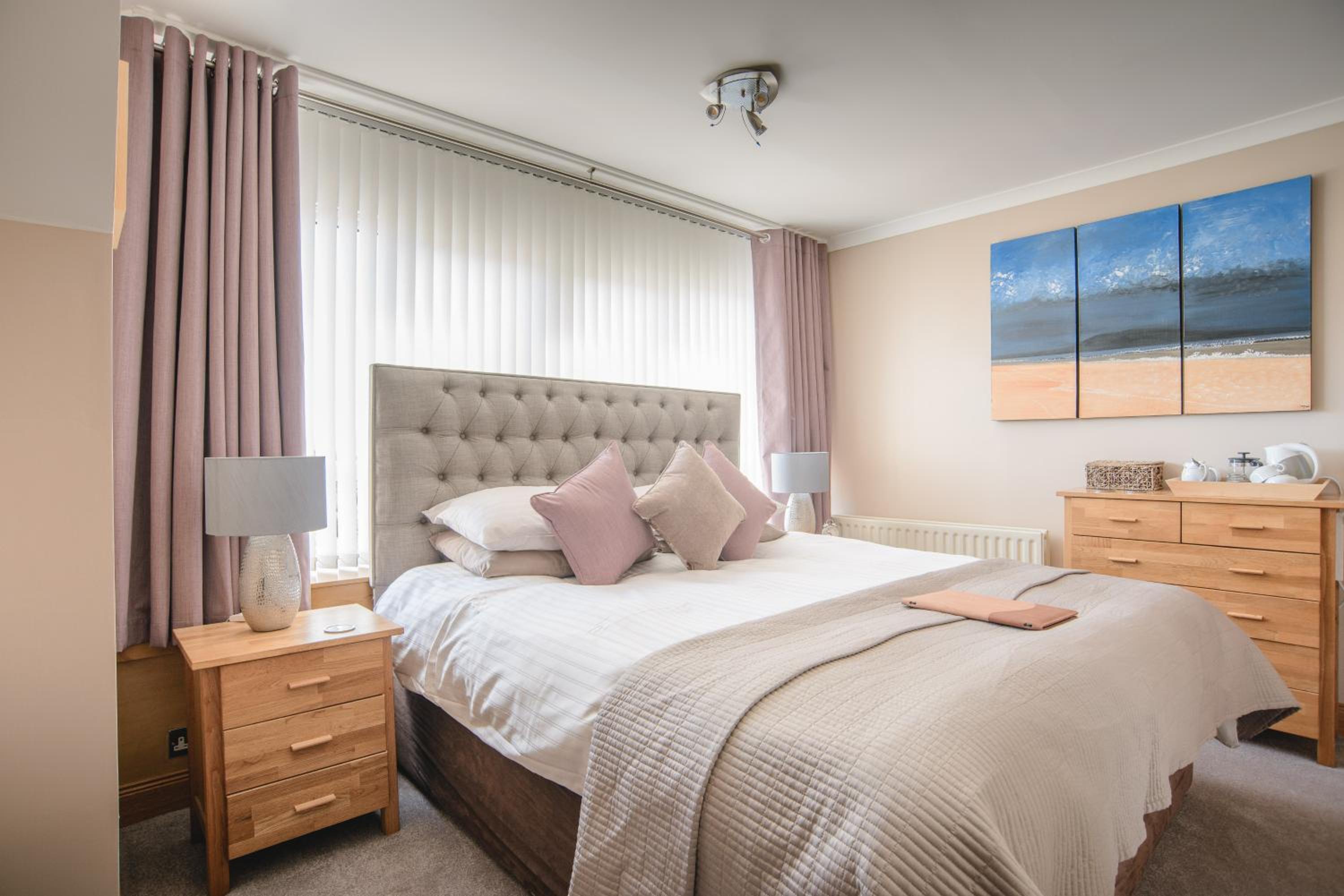Superior King Suite photo 2